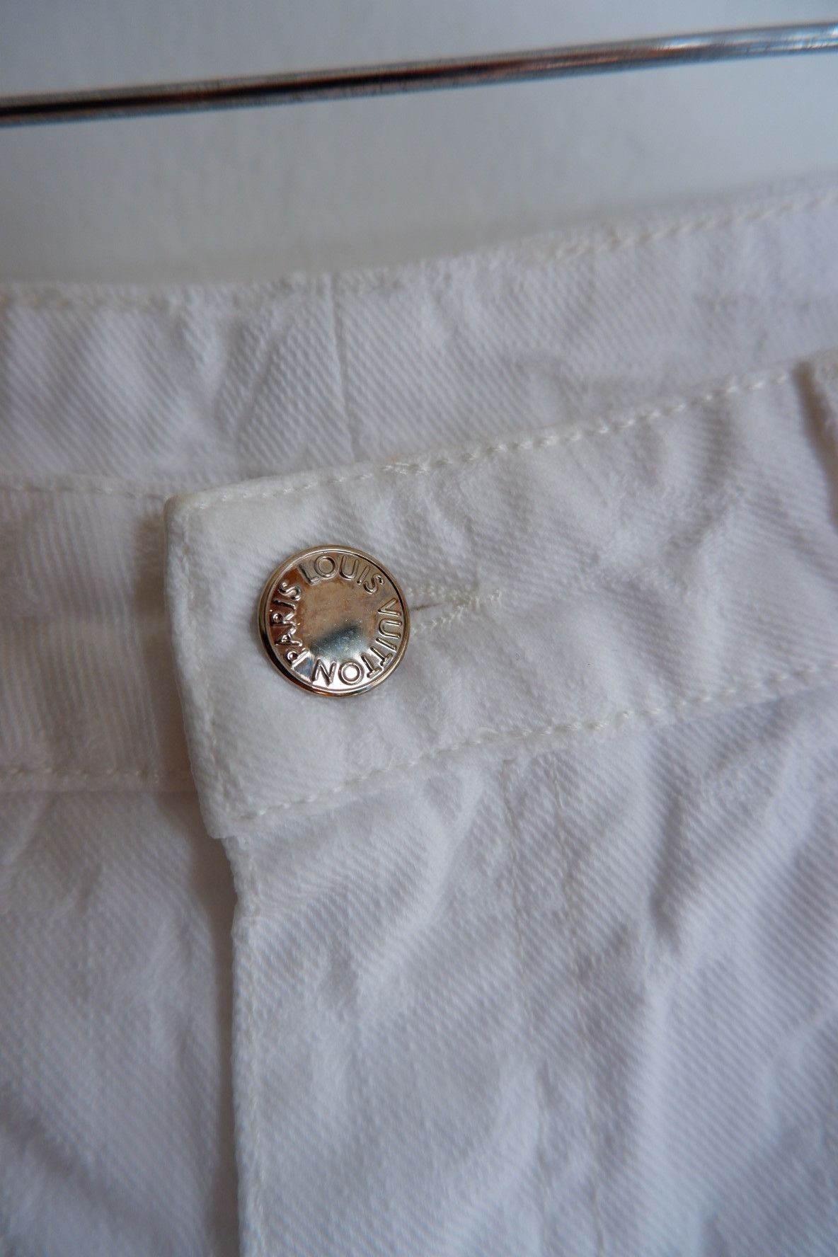 Louis Vuitton Louis Vuitton Embossed Monogram Cropped Jeans Size US 28 / EU 44 - 9 Thumbnail