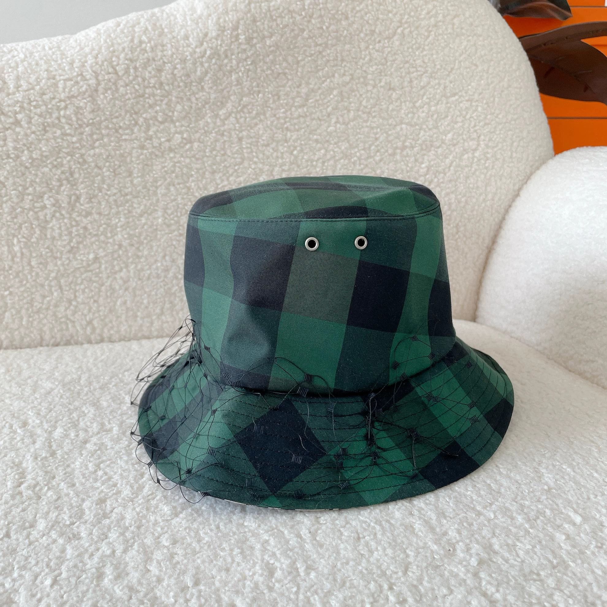 Dior Dior green tulle check bucket hat 58 size 7740 Size ONE SIZE - 2 Thumbnail