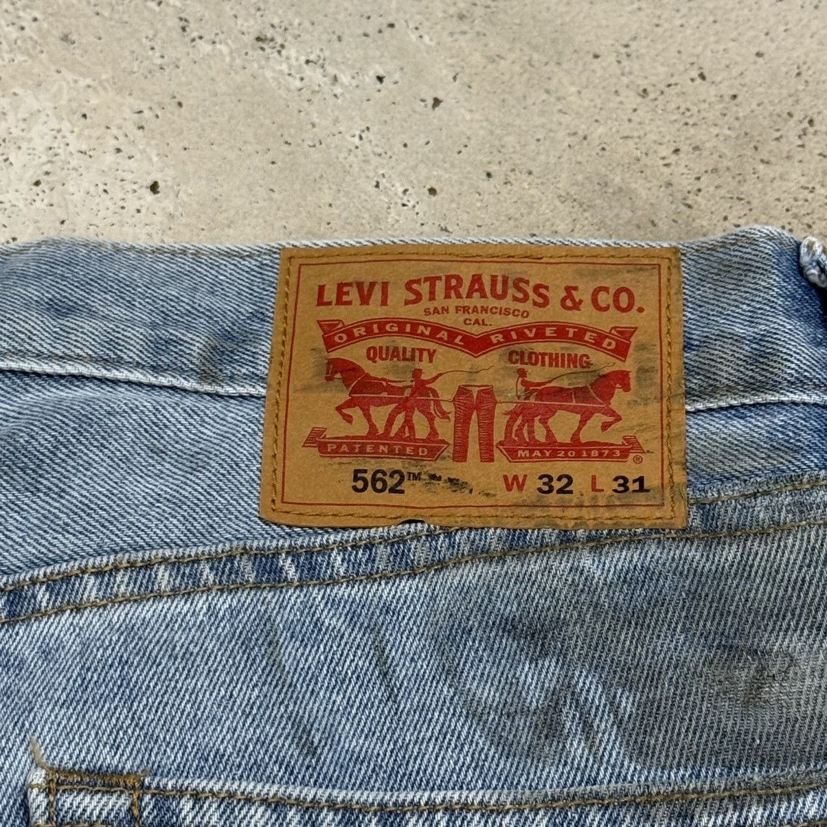 Levi's Levis 562 Lighwash Wide Tapered Denim Pants Size US 32 / EU 48 - 13 Thumbnail