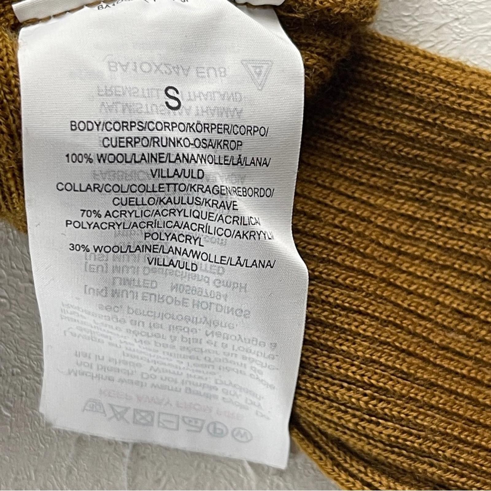NBDN Nobrandedon Women's Mustard Turtleneck Sweater in Small size Size S / US 4 / IT 40 - 4 Thumbnail