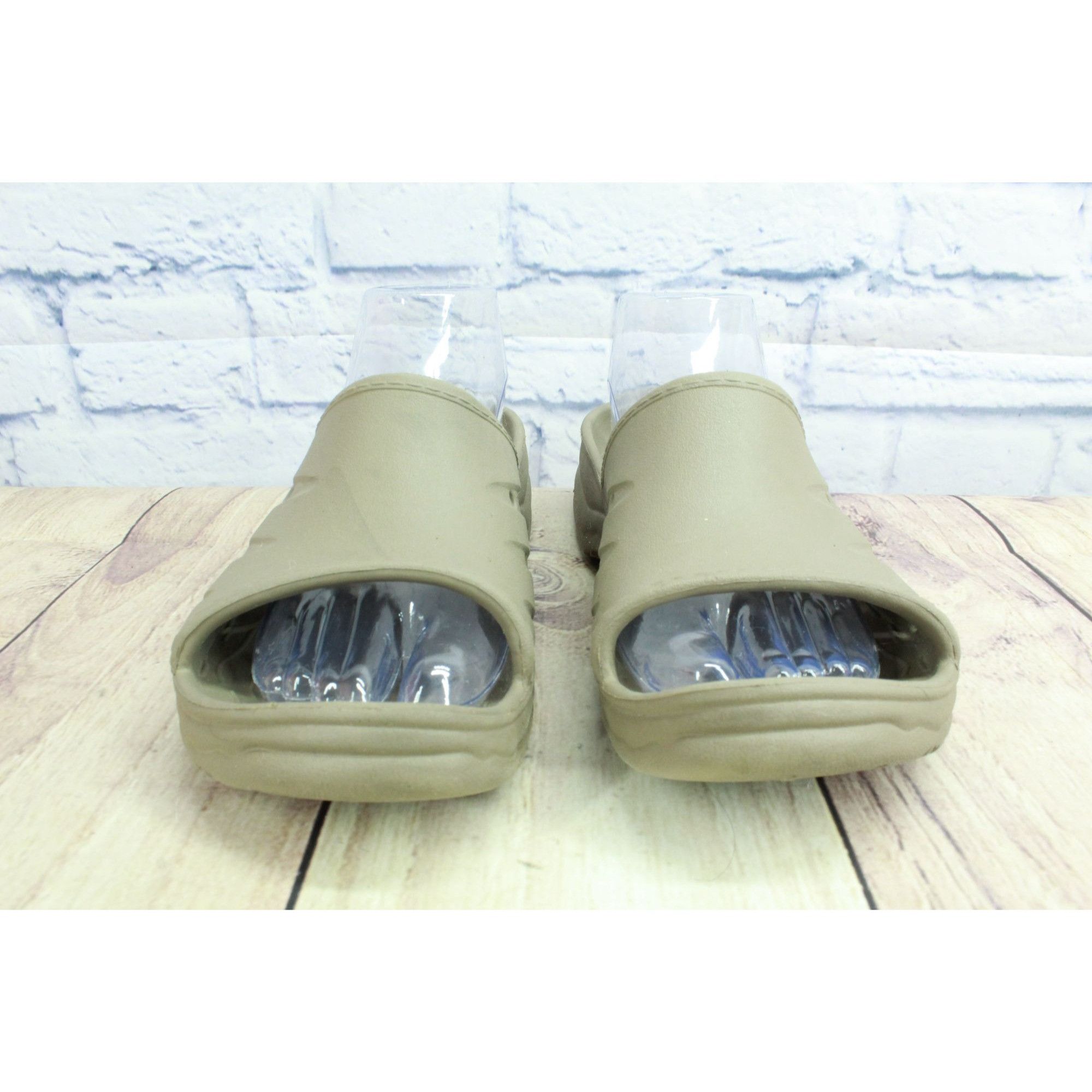 L.L. Bean LL Bean Rubber Slip-On Waterproof Cutout Outdoor Sandals Size US 9 / IT 39 - 4 Thumbnail
