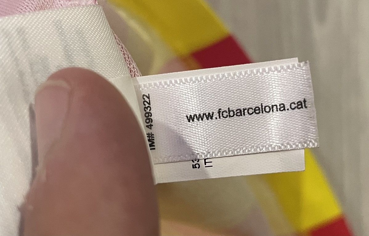 Nike Nike 2013/14 FC Barcelona Soccer Jersey Men’s Size Medium Size US M / EU 48-50 / 2 - 7 Thumbnail