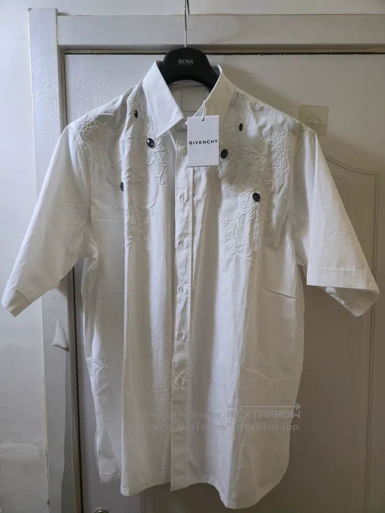 Givenchy Givenchy Size37 Men's Short Sleeve Shirt Size US M / EU 48-50 / 2 - 1 Thumbnail