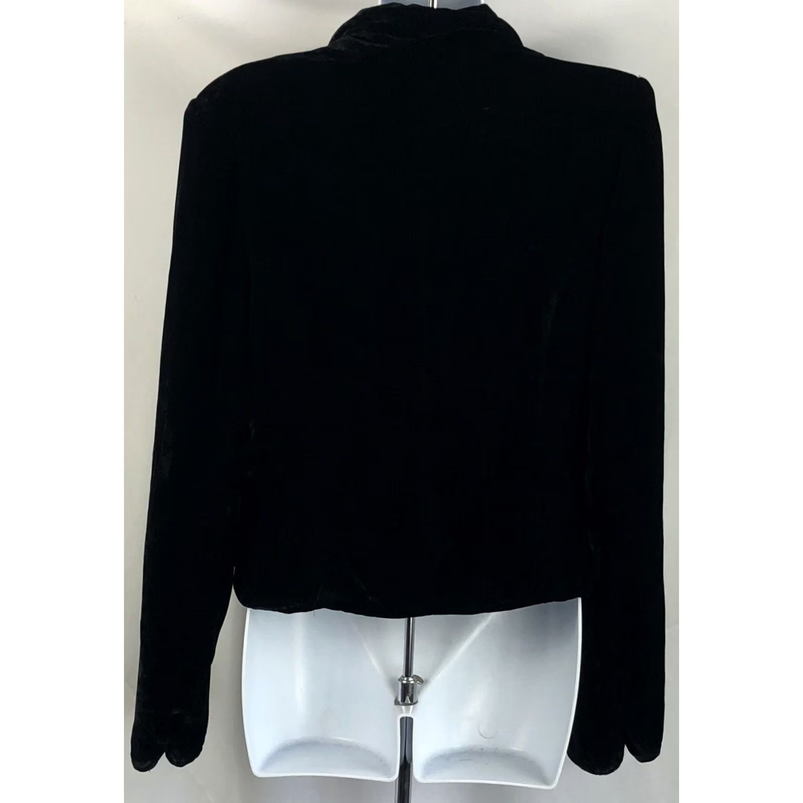 Blanc Noir Blanc Noir Silk Velour Cropped Jacket M Black Shawl Collar Hook Front Boutique Size M / US 6-8 / IT 42-44 - 3 Thumbnail
