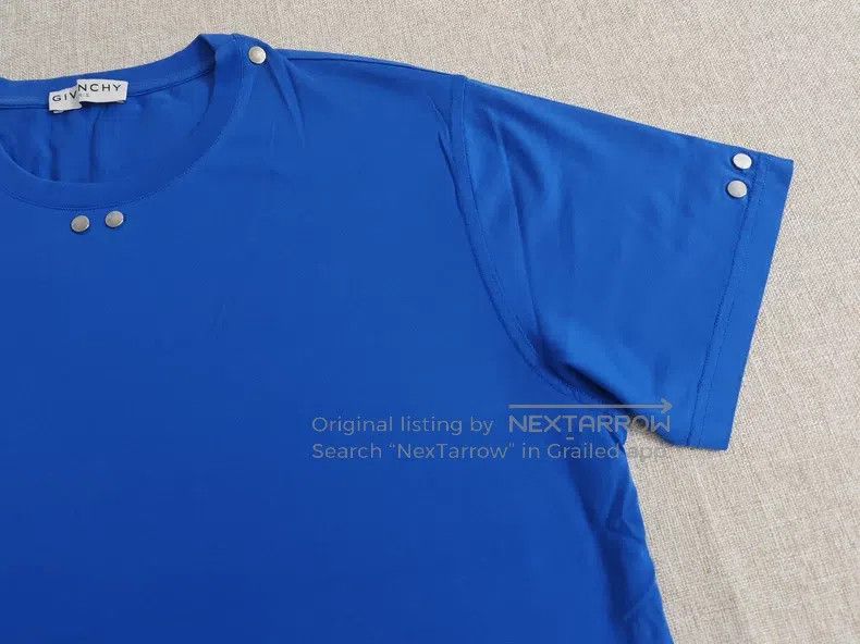 Givenchy Givenchy Men's Short-Sleeve T-Shirt Purchased at Official Size US L / EU 52-54 / 3 - 6 Thumbnail