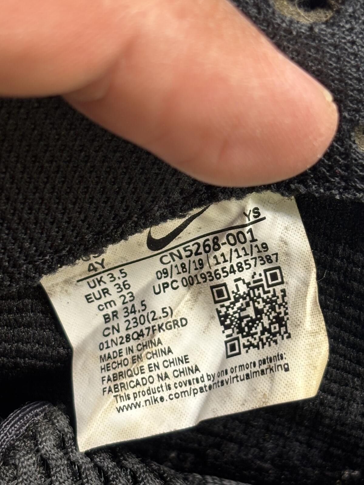 Nike Nike air Foamposite one chrome black GS Size US 5 / EU 37 - 6 Thumbnail