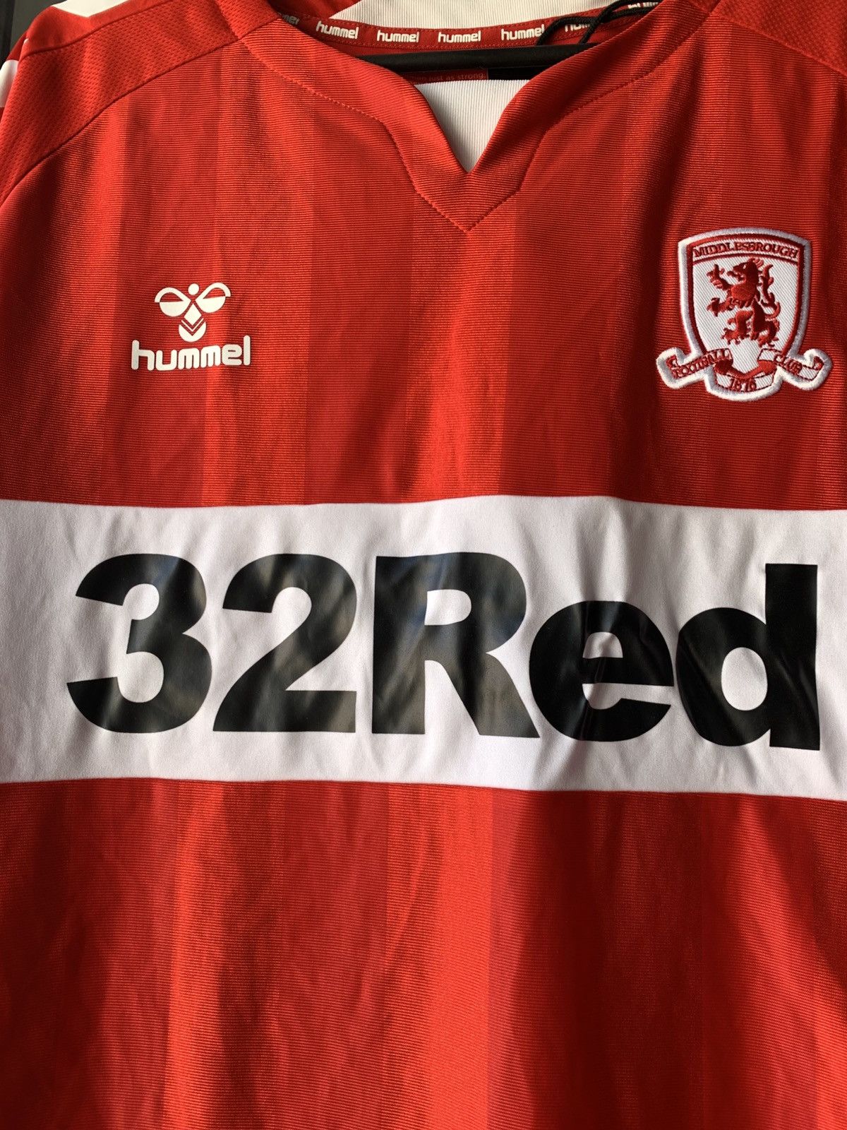 Hummel 🔥HUMMEL MIDDLESBROUGH 2018 2019 SOCCER JERSEY NEW WITH TAGS Size US L / EU 52-54 / 3 - 5 Thumbnail
