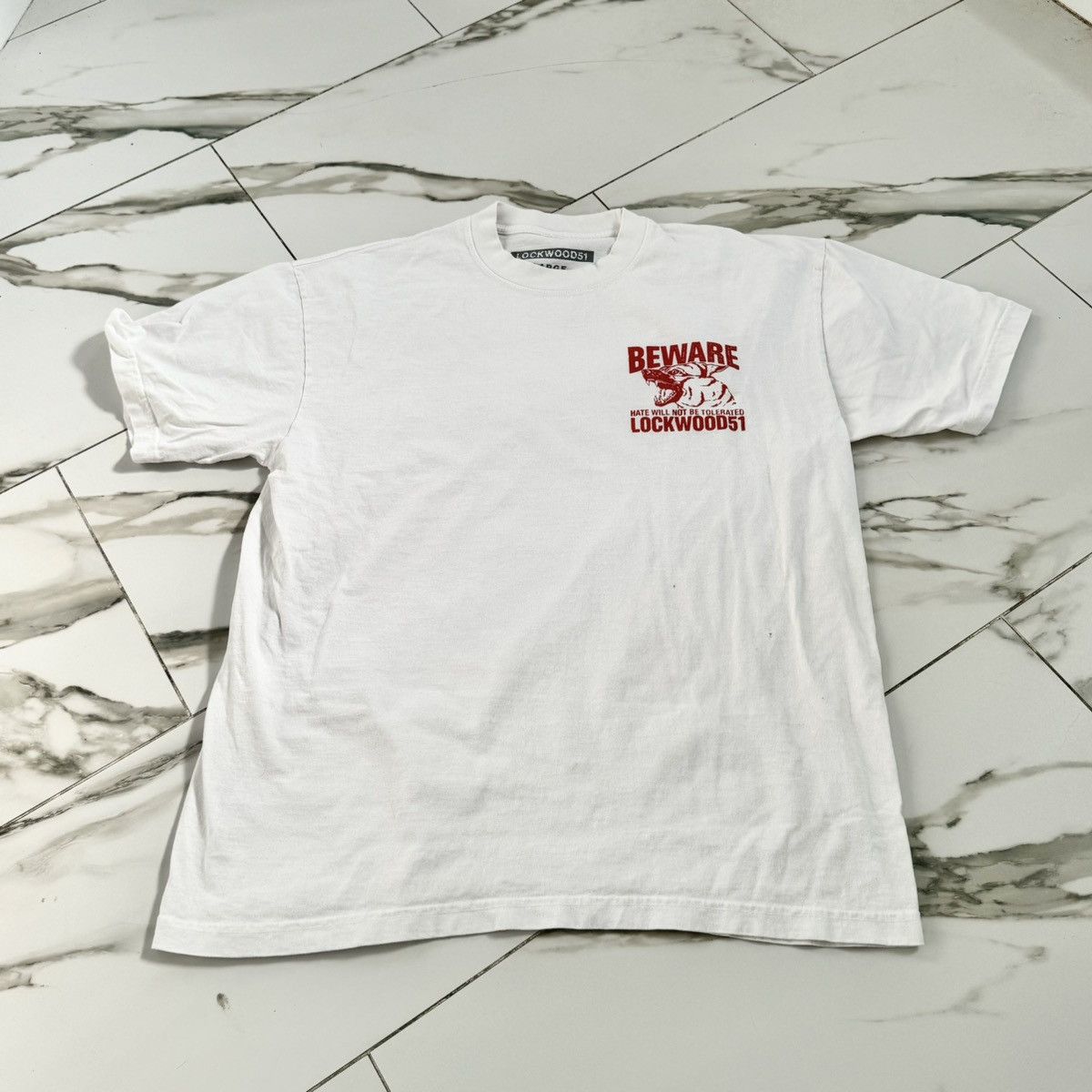 Vintage LOCKWOOD51 ANTI RACISM ART TEE! Size US L / EU 52-54 / 3 - 2 Thumbnail