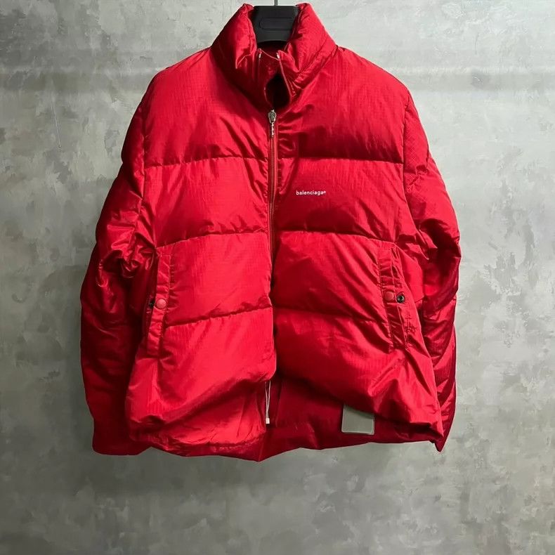 Balenciaga Balenciaga Red Solid Graphic Print Logo Down Jacket Coat Size US M / EU 48-50 / 2 - 1 Thumbnail