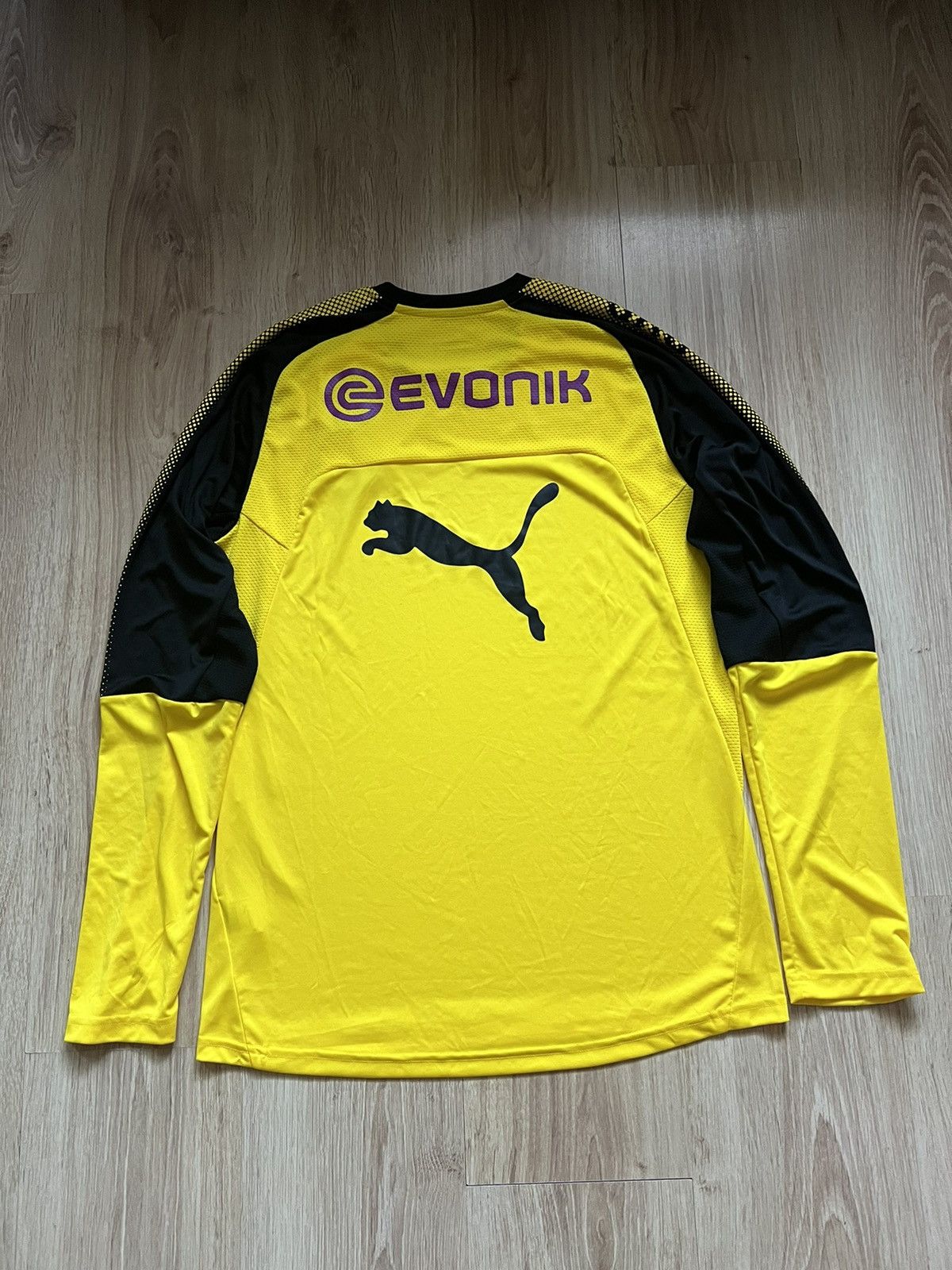 Puma 2017-18 BVB Borussia Dortmund Puma Training L/S Shirt Jersey Size US L / EU 52-54 / 3 - 2 Thumbnail