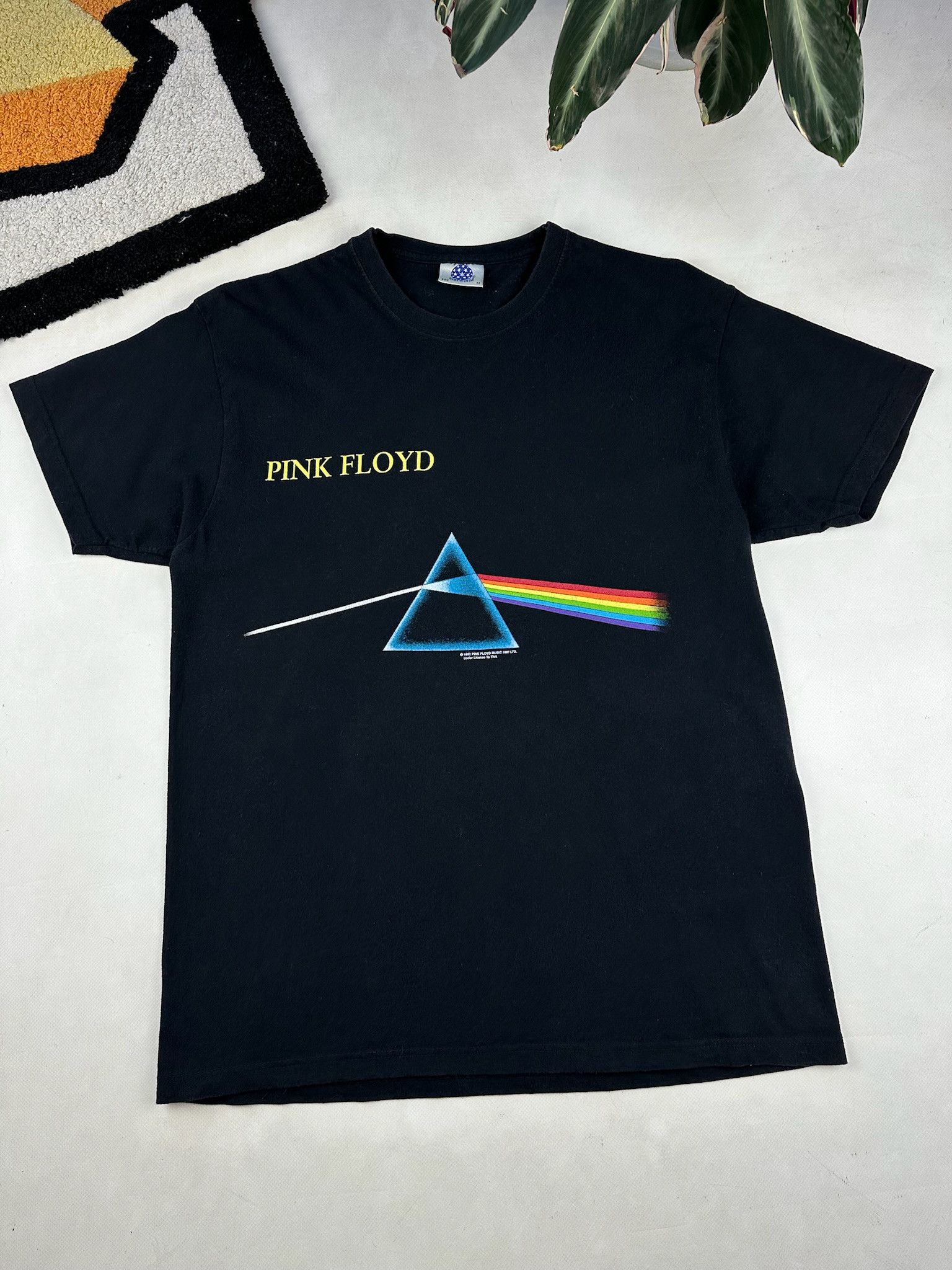 Pink Floyd Pink Floyd vintage 1992 t-shirt band tee Size US M / EU 48-50 / 2 - 4 Thumbnail