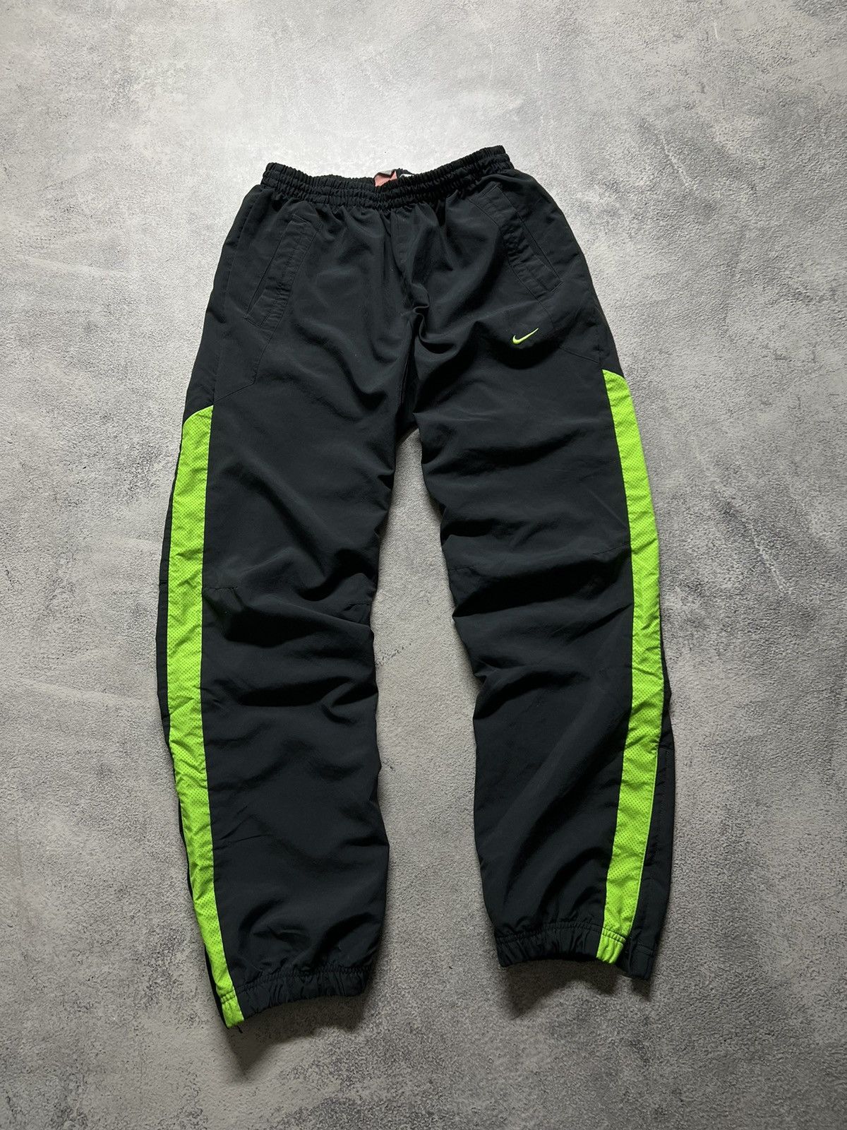 Nike × Vintage Vintage Y2k Nike 🩶 Nylon Mini Swoosh Pants 00’s Size US 32 / EU 48 - 4 Thumbnail
