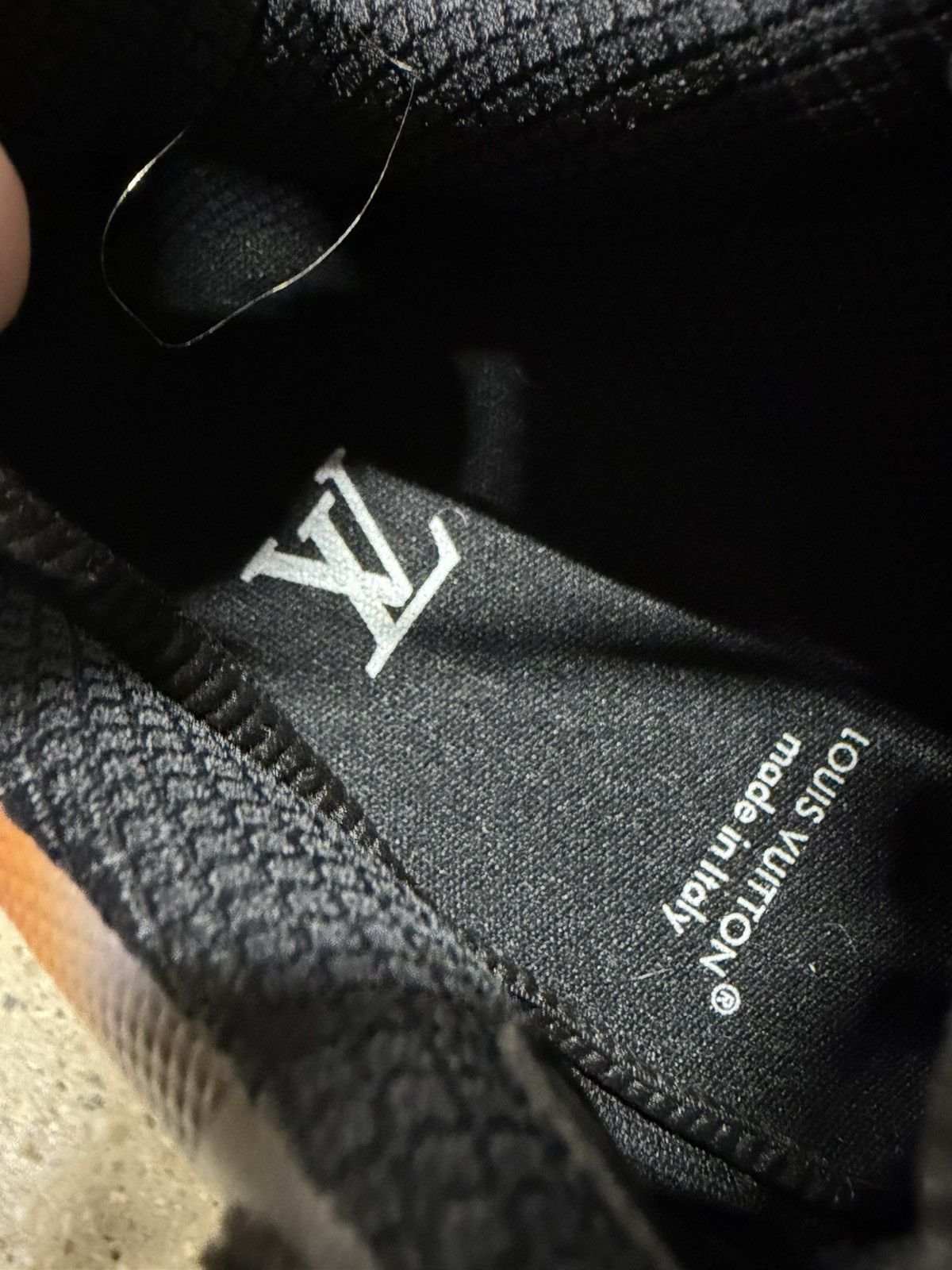 Louis Vuitton Louis Vuitton Tactic Sneaker NEW 1350$ Size US 8 / EU 41 - 5 Thumbnail