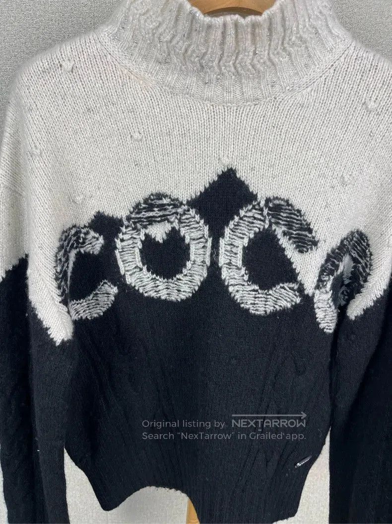 Chanel Chanel Logo Long Sleeve Turtleneck Sweater. Size US S / EU 44-46 / 1 - 3 Thumbnail