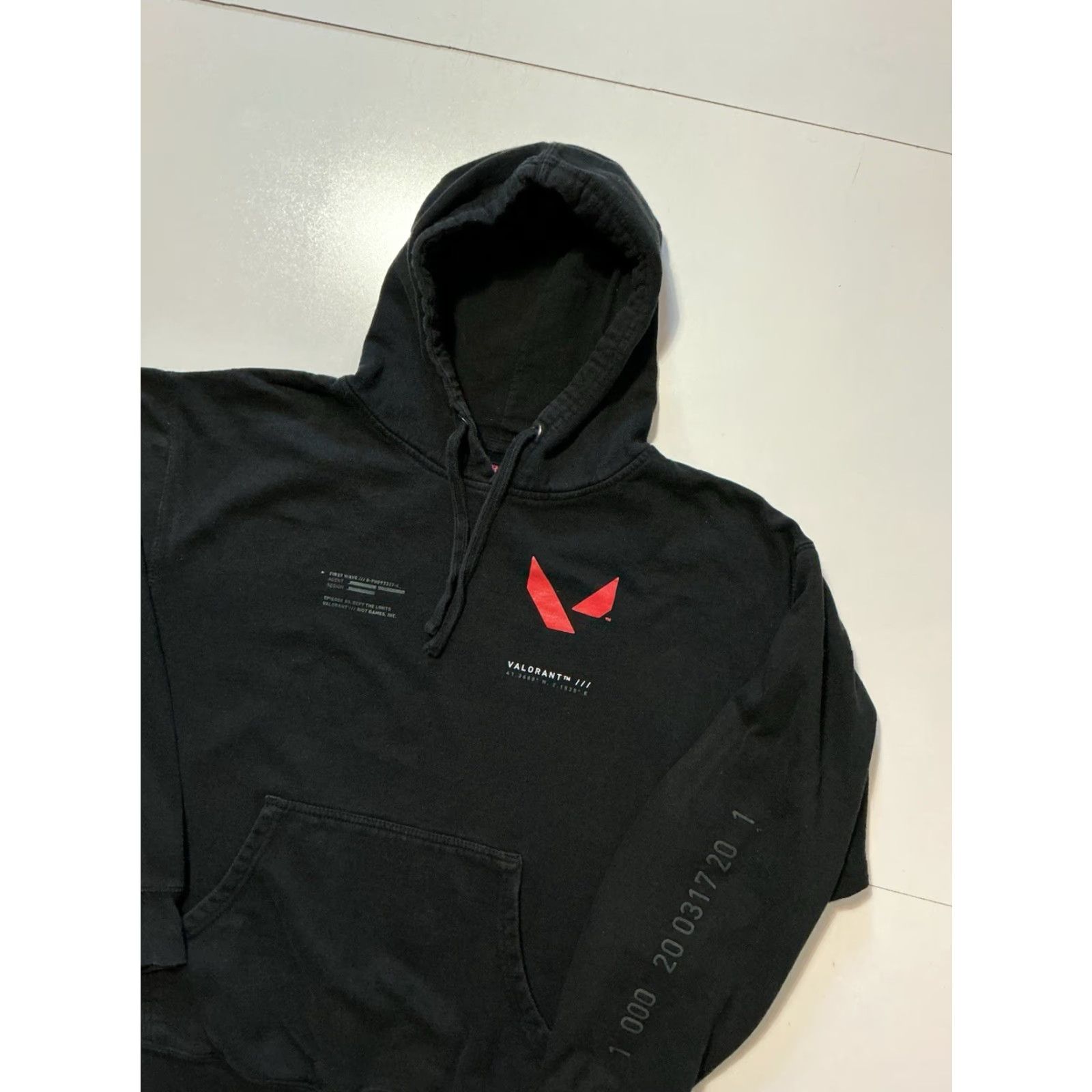 Vintage Riot Games Valorant Episode 00 Defy The Limits Hoodie Sz. L Mens Black Pullover League Of Legends Brand Riot Games Hoodie Size US L / EU 52-54 / 3 - 4 Thumbnail