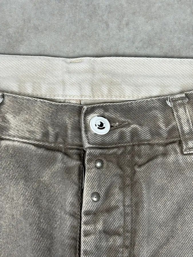 Maison Margiela SS2012 Maison Margiela Beige Denim Signature Distressed Shorts Size 26" / US 2 / IT 38 - 7 Thumbnail