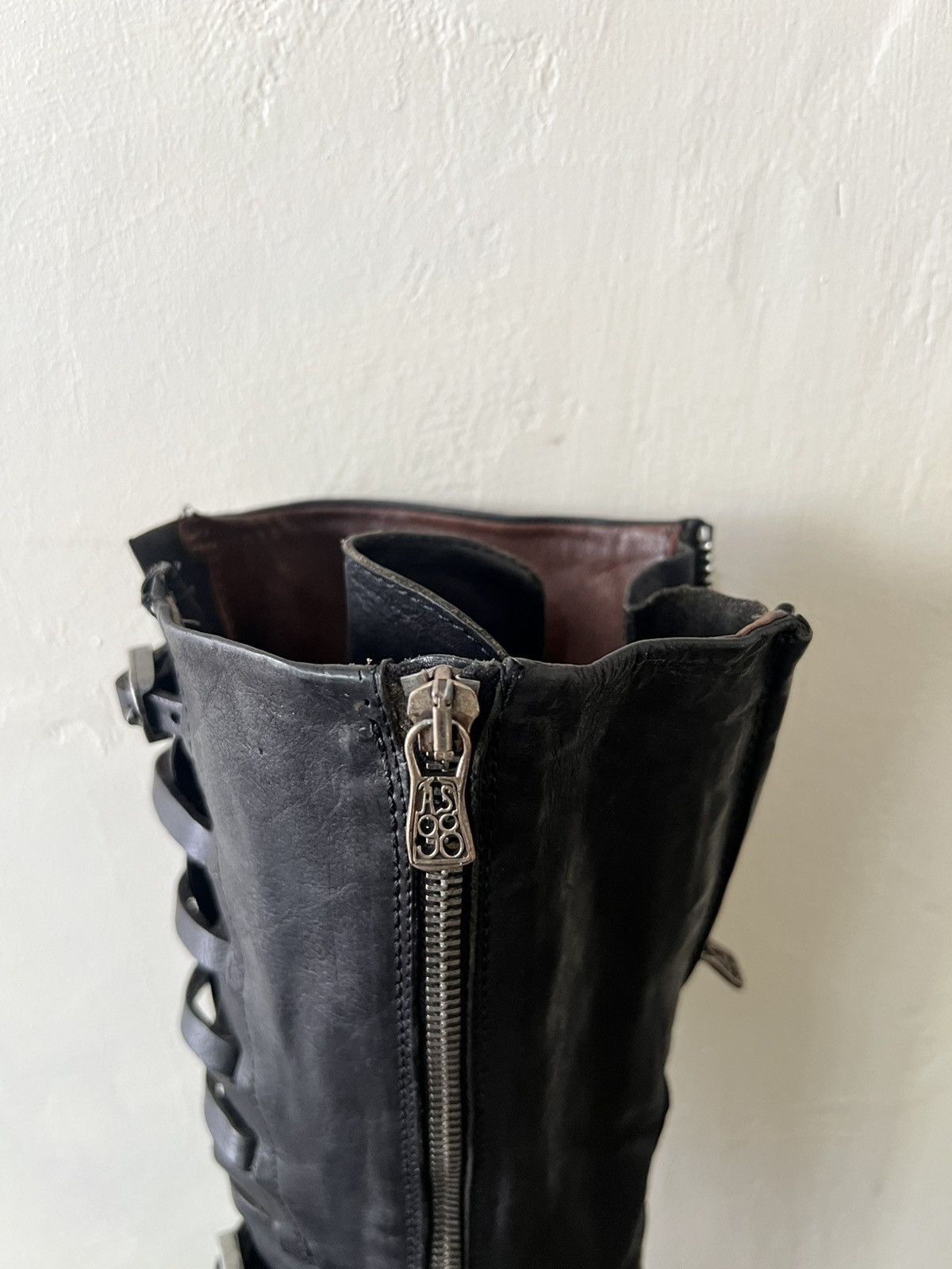 Other RARE MULTI BUCKLE KNEE _HIGH BOOTS Size US 8 / IT 38 - 11 Thumbnail
