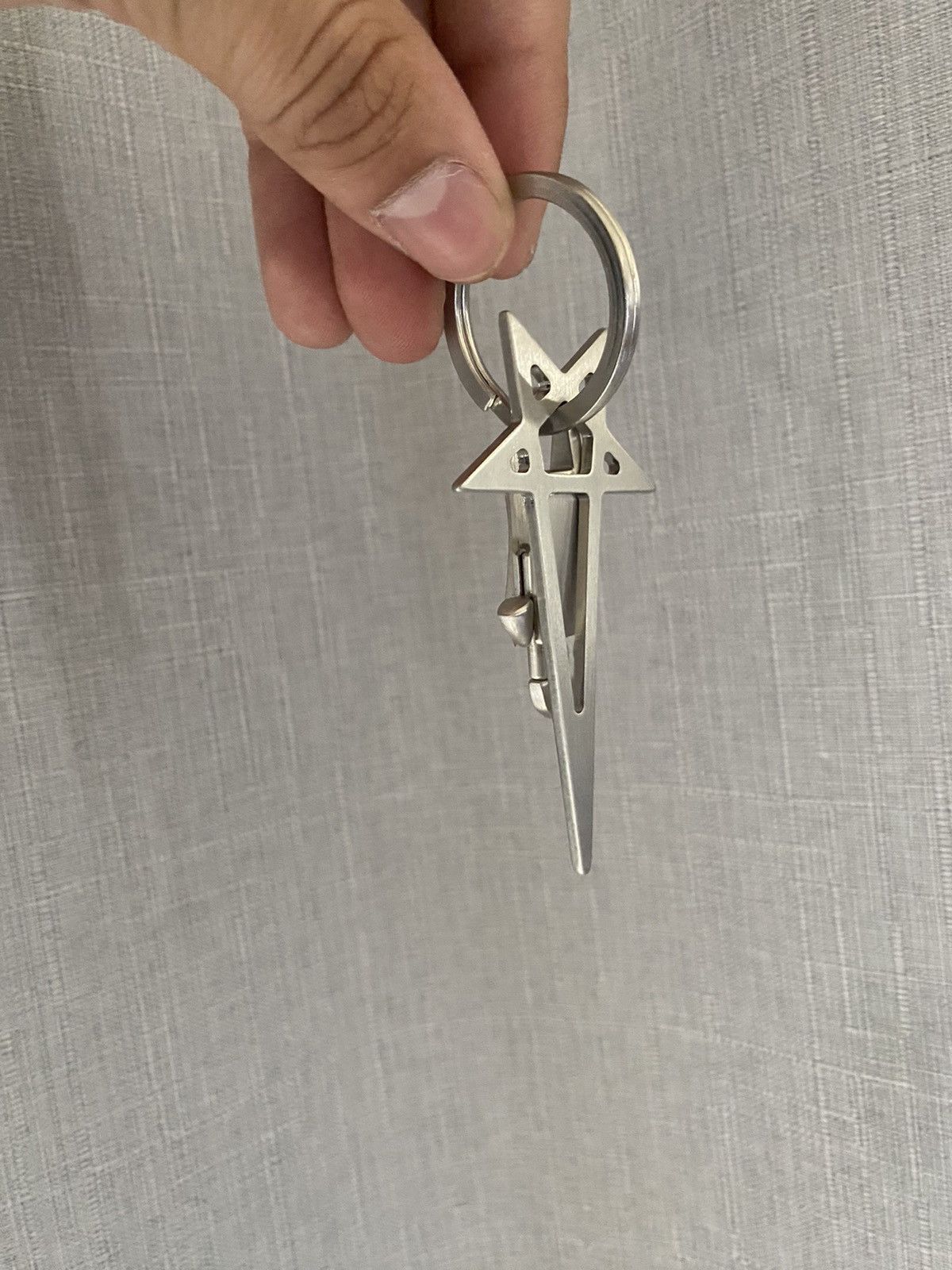 RICK OWENS Silver Pentagram Keychain
