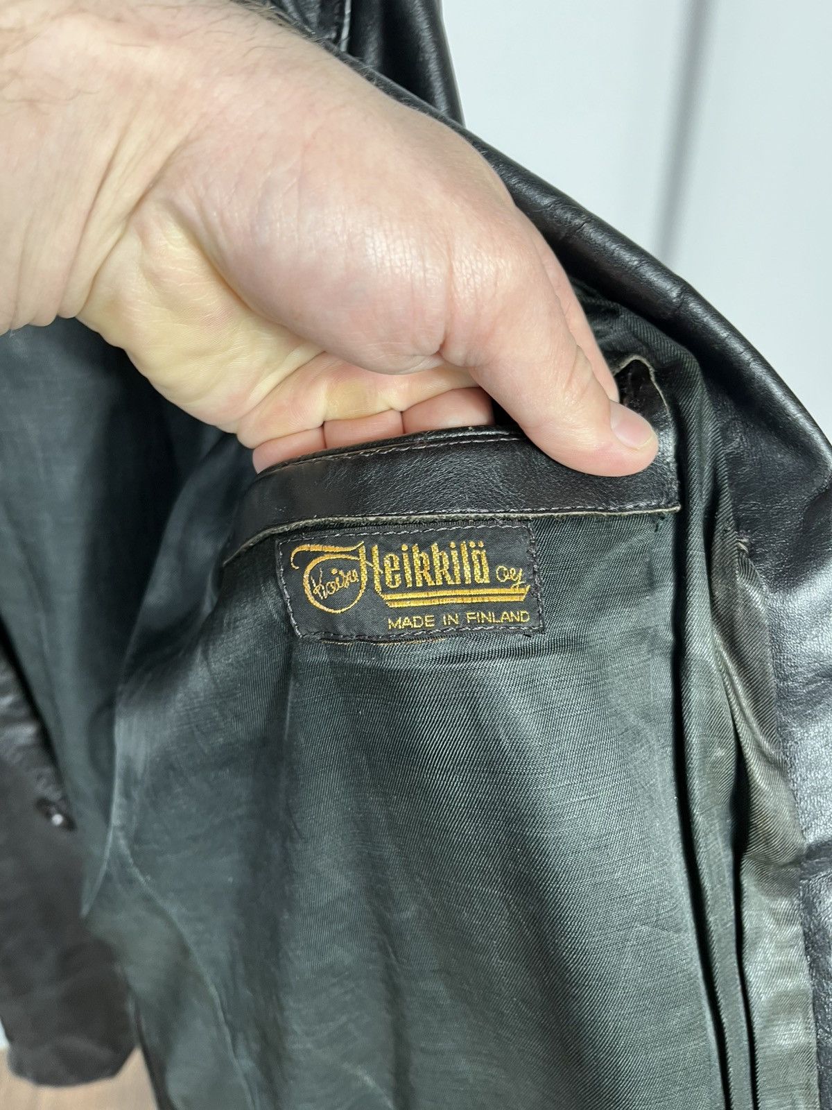Leather Vintage Leather Blazer Jacket Made in Finland Heavy Coat L Size US S / EU 44-46 / 1 - 7 Thumbnail