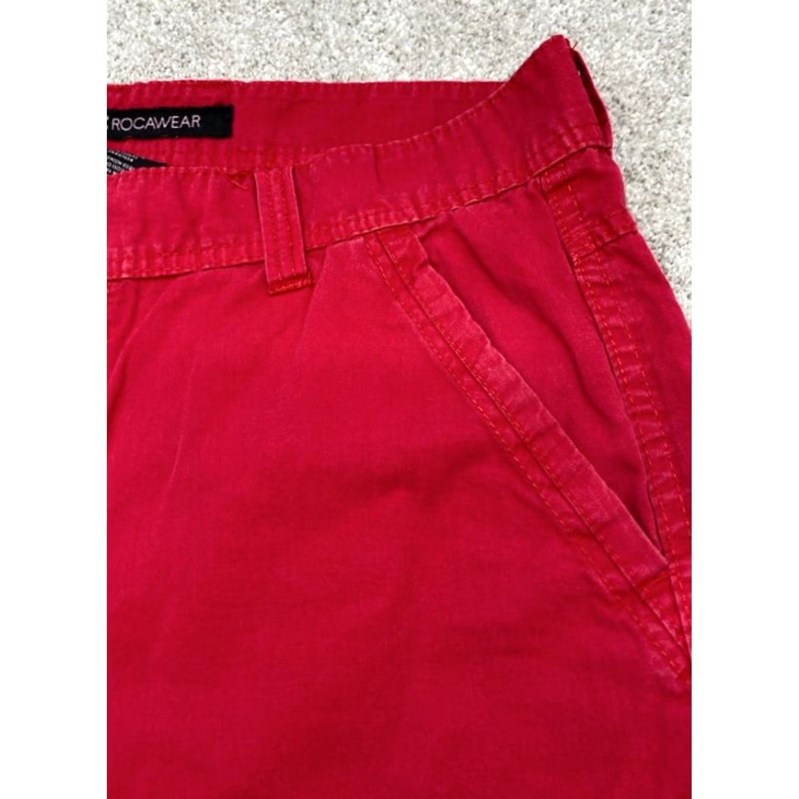 Rocawear VTG Rocawear Cargo Shorts Mens 32x12 Red 7-Pockets 100% Cotton 5587 Cargo Shorts Mens Red 90s Grunge Hip Hop Rocawear Size US 32 / EU 48 - 3 Thumbnail