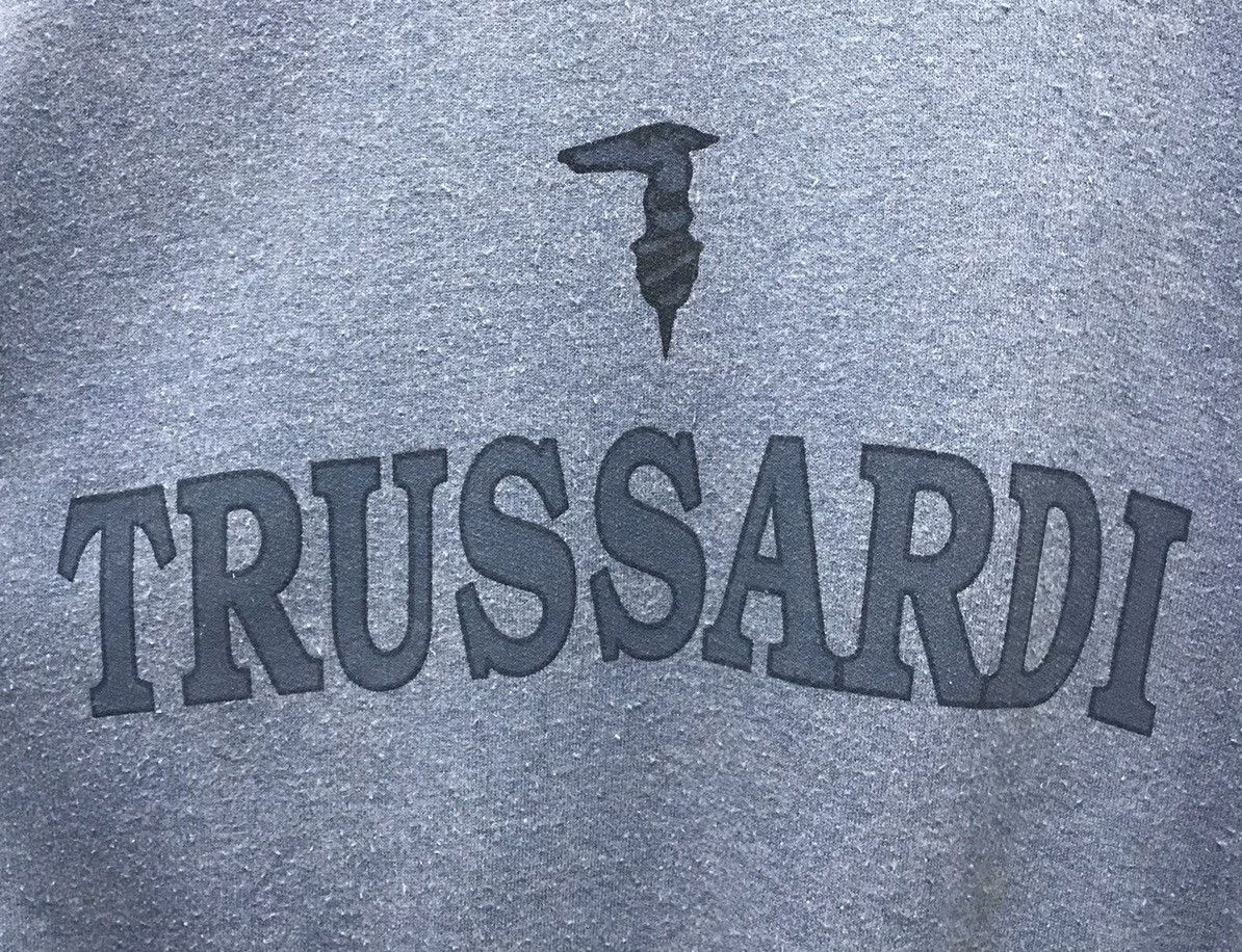 Trussardi × Vintage Vintage Trussardi Made In Italy Sweatshirt Size US L / EU 52-54 / 3 - 3 Thumbnail
