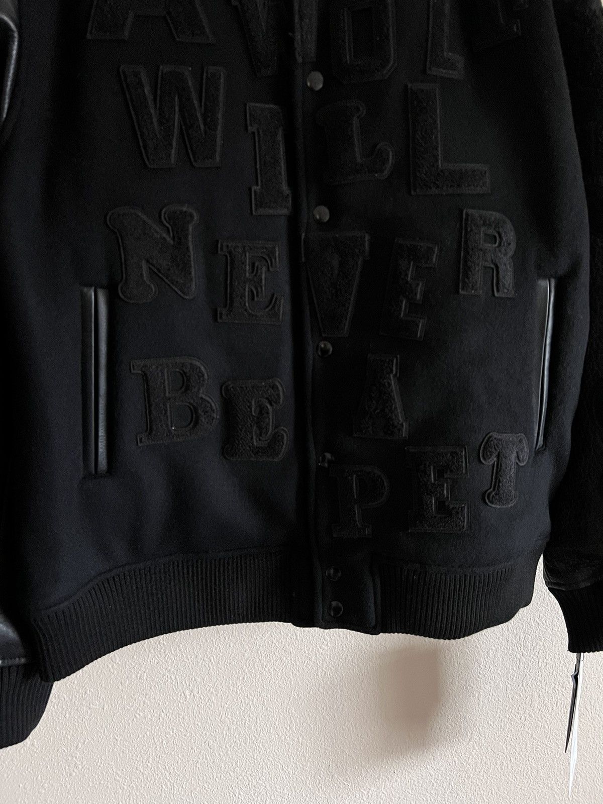 Undercover Undercover A Wolf Will Never Be A Pet Varsity Jacket Black Size US XL / EU 56 / 4 - 4 Thumbnail