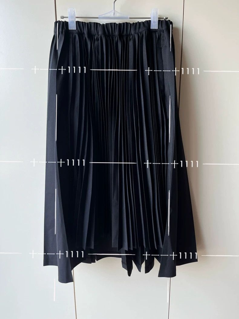 Comme des Garcons Comme Des Garcons size S Polyester Skinny Pleated Skirt Size 24" / US 00 / IT 34 - 4 Thumbnail