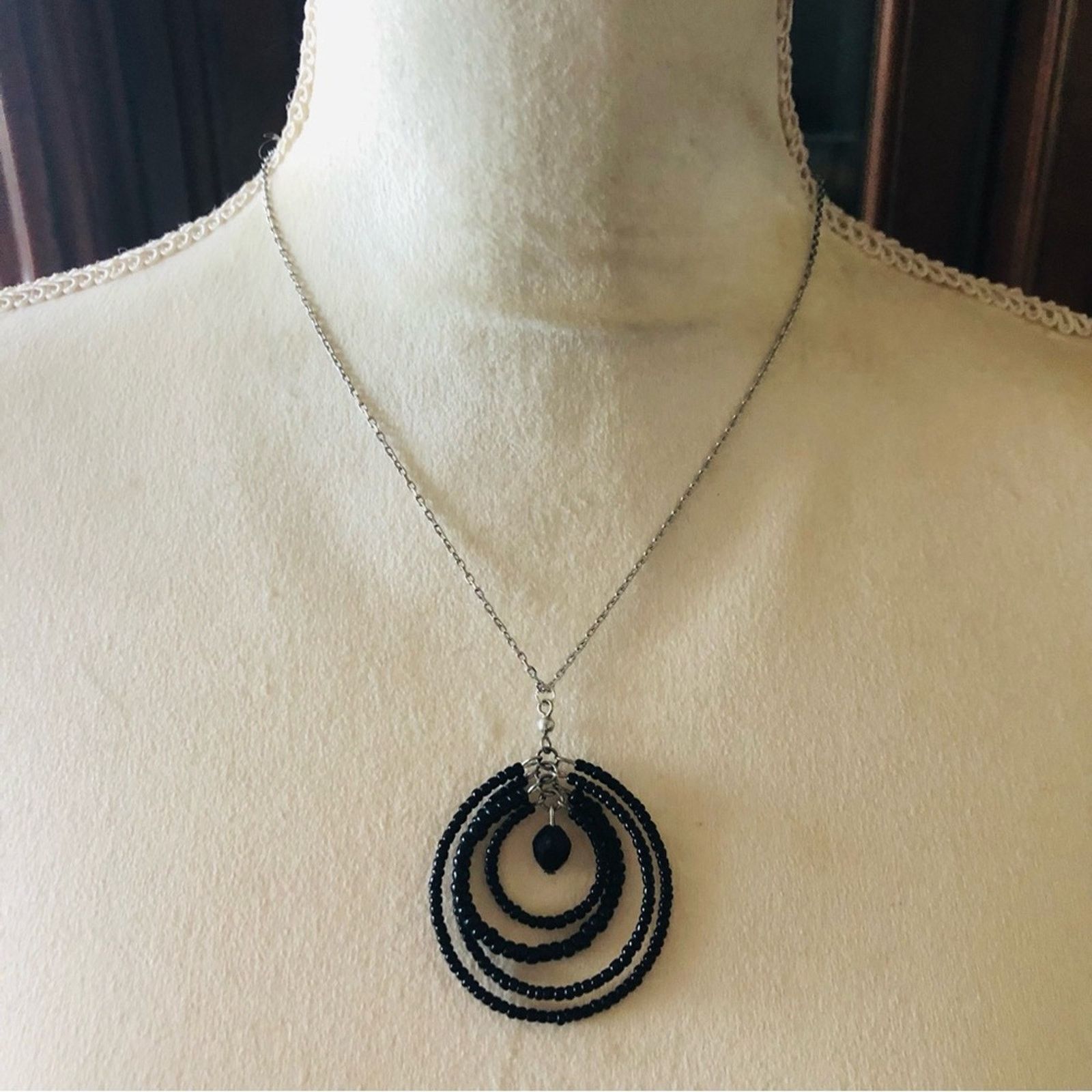 Handmade Hand crafted seed bead spiral globe necklace Size ONE SIZE - 2 Thumbnail