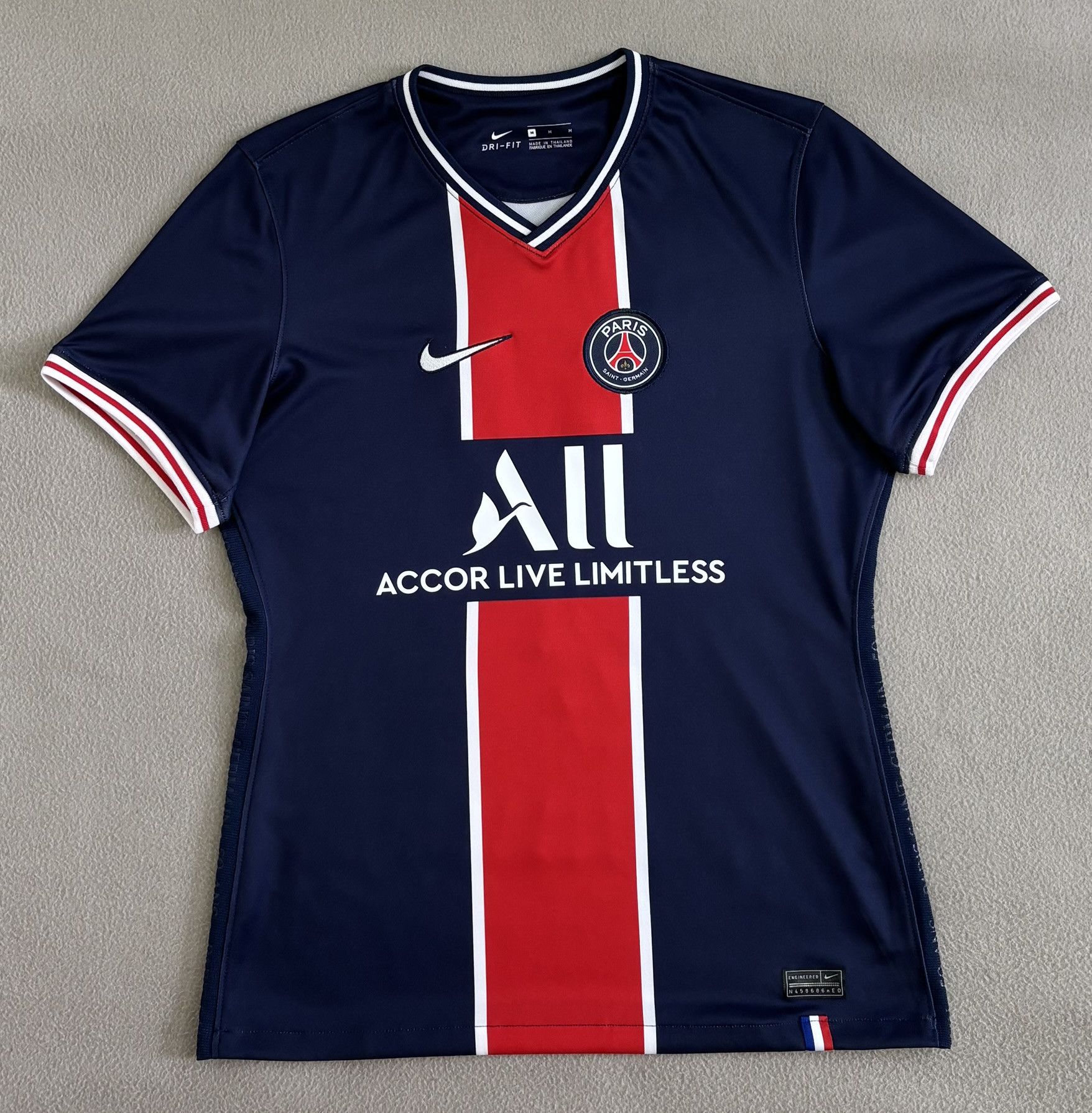 Nike Paris Saint Germain 2020/2021 Mbappe #7 Nike Size US M / EU 48-50 / 2 - 5 Thumbnail