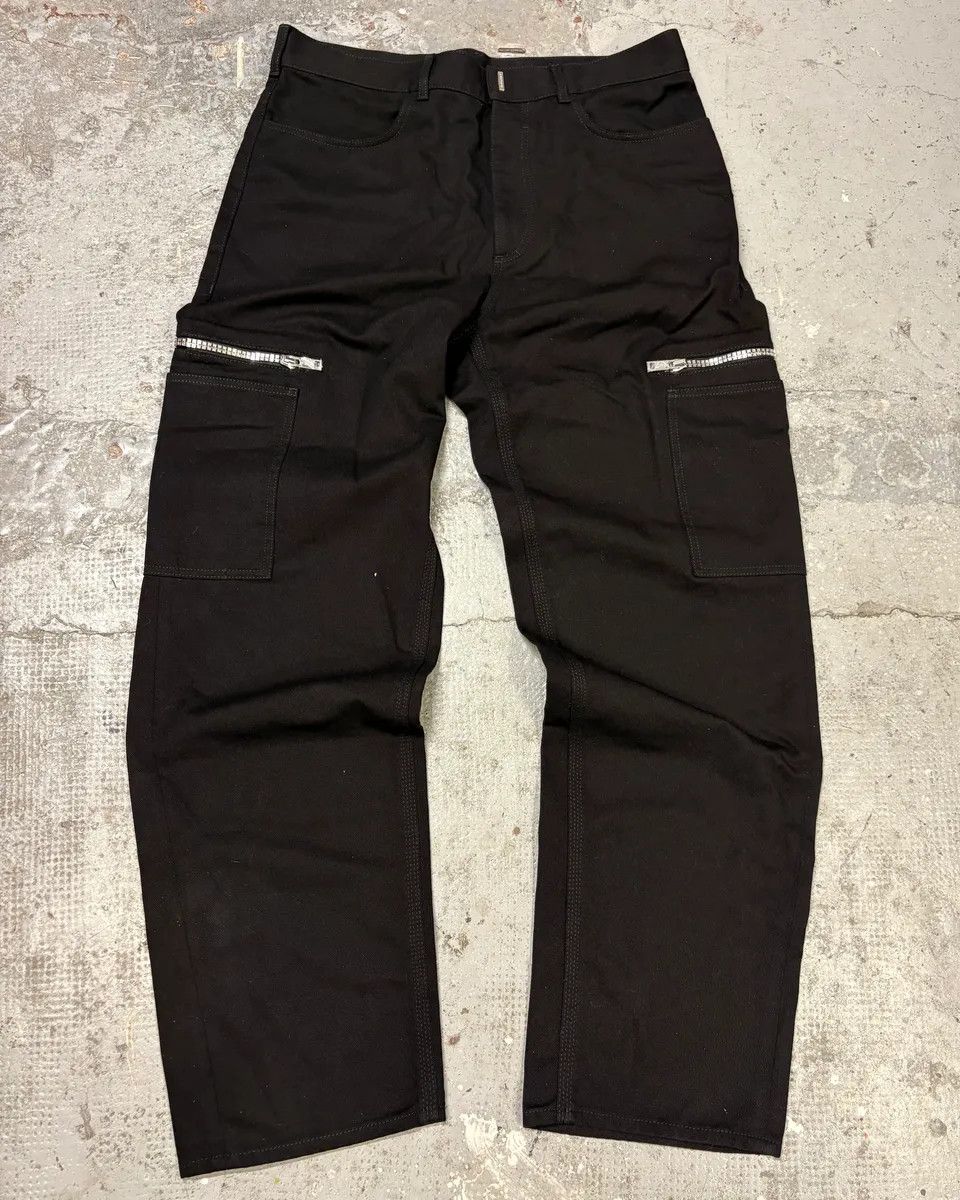 AW2023 Givenchy Black Multi Zips Cargo Pants