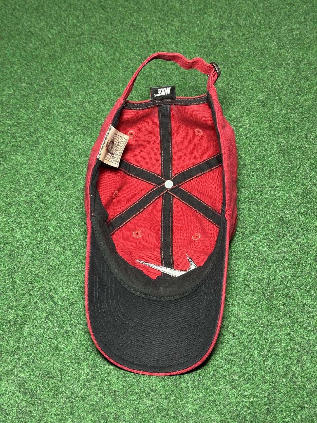Nike Vintage Nike 90s Swoosh Check Strapback Baseball Cap Hat Size ONE SIZE - 6 Thumbnail