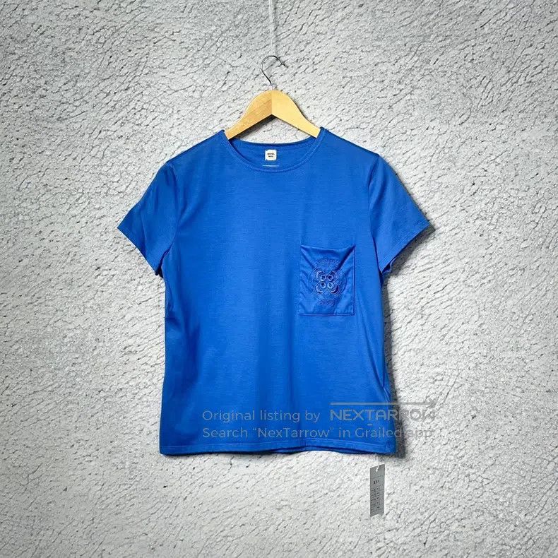 Hermes Hermes SS22 Solid Color Pocket Round Neck Short Sleeve T-S Size XS / US 0-2 / IT 36-38 - 1 Thumbnail