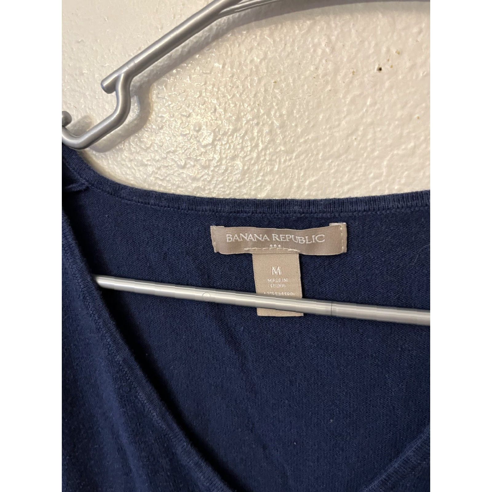 Banana Republic VINTAGE Banana Republic Women Blue 3/4 Sleeve Knit Sweater V Neck Top Medium Size M / US 6-8 / IT 42-44 - 2 Thumbnail