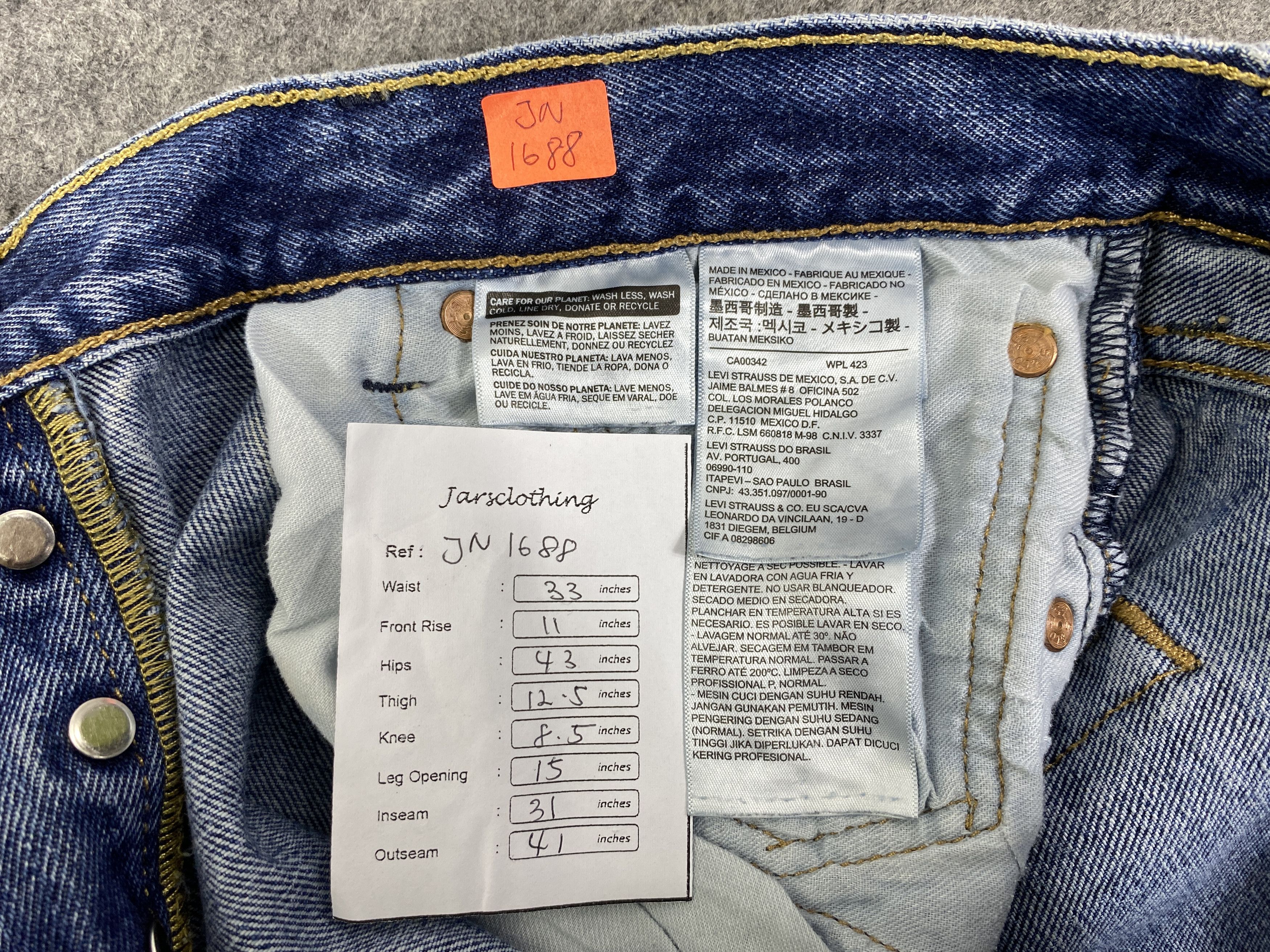 Japanese Brand Blue Vintage Levi's 501 Jeans 33x31 Denim -JN1688 Size US 33 - 8 Thumbnail
