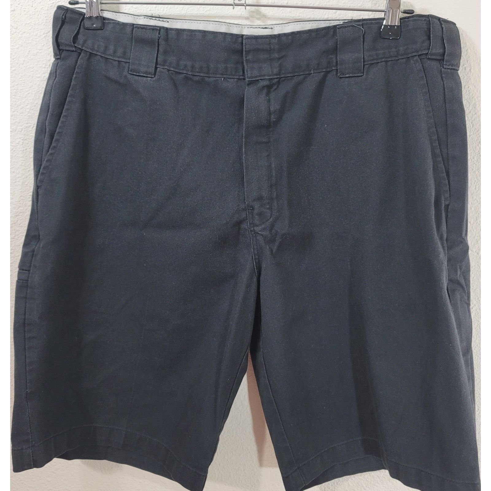 Dickies Dickies Charcoal Gray Relaxed Fit Flat Front Men's Shorts 38 Size US 38 / EU 54 - 1 Thumbnail
