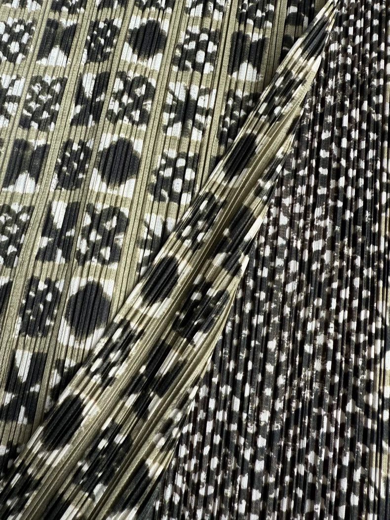 Issey Miyake Issey Miyake size:3 Dark green and black two-tone pleated Size M / US 6-8 / IT 42-44 - 4 Thumbnail