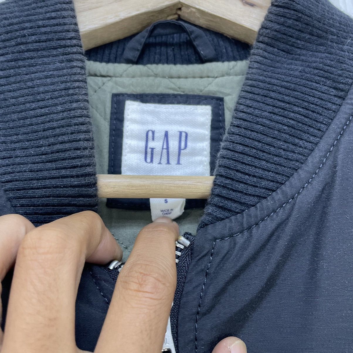 Gap × Other × Vintage Awesome Bomber Gap Black Jacket Size US M / EU 48-50 / 2 - 5 Thumbnail