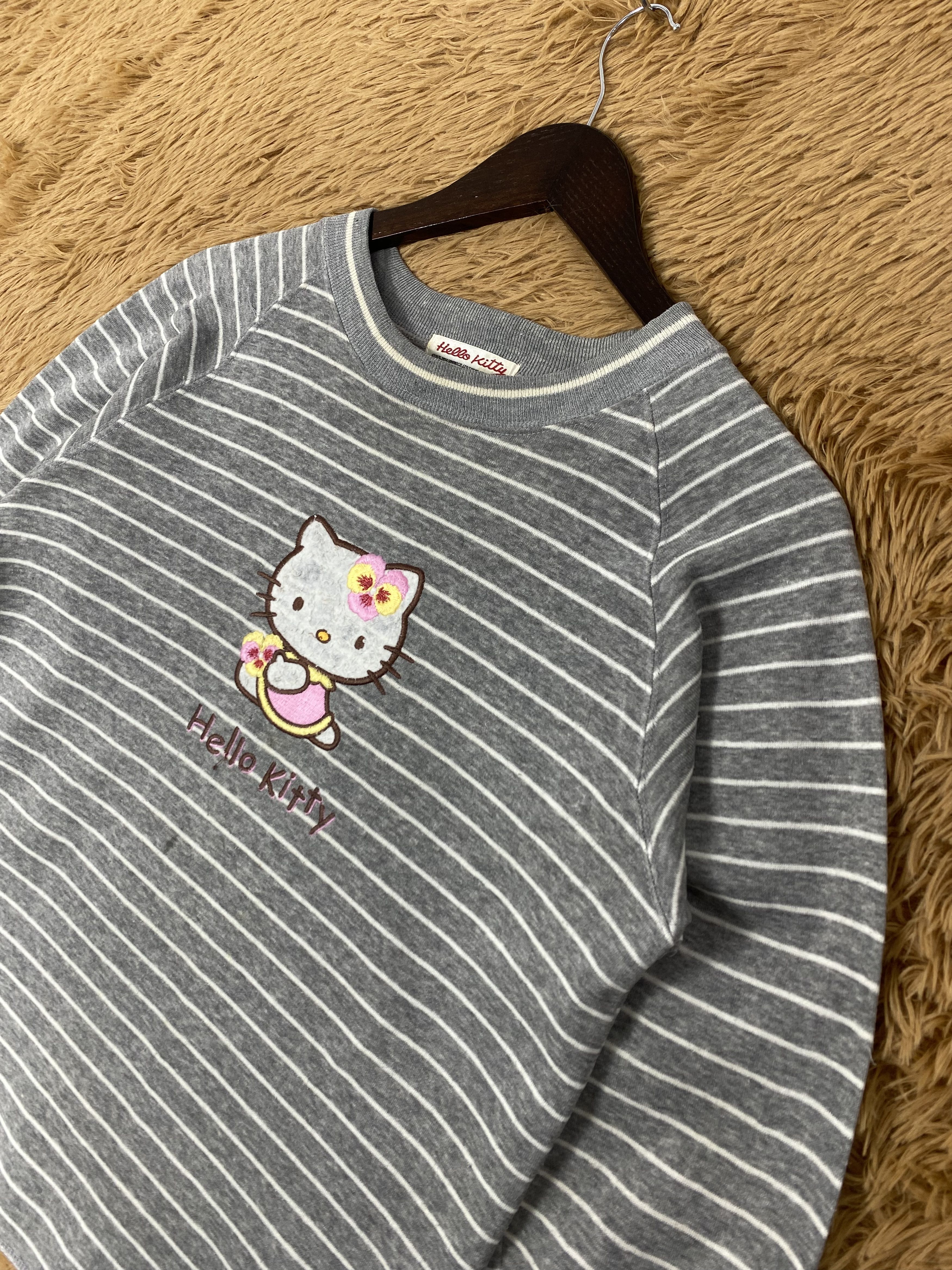 Anime × Cartoon Network × Vintage Vintage Hello Kitty Sweatshirts Size S / US 4 / IT 40 - 2 Thumbnail