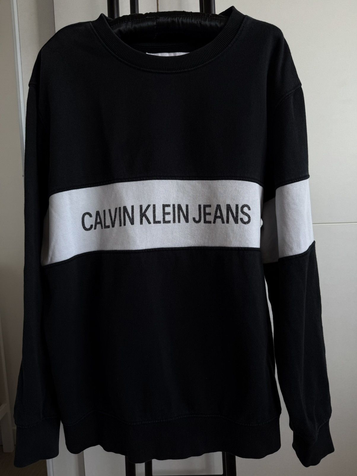 Calvin Klein Calvin Klein Stripe Institutional Black Sweatshirt, Size M Size US M / EU 48-50 / 2 - 1 Thumbnail