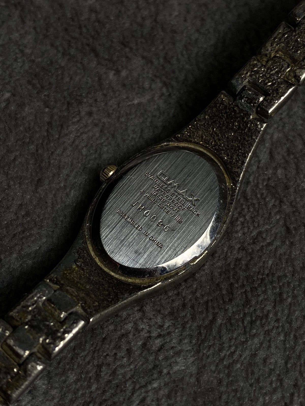 Japanese Brand × Vintage Futuristic Vintage Japanese Style Crystal Watch - Work 100% Size ONE SIZE - 3 Thumbnail