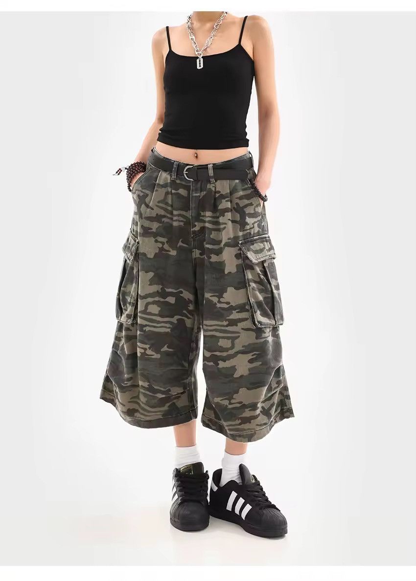 Camo cargo shorts