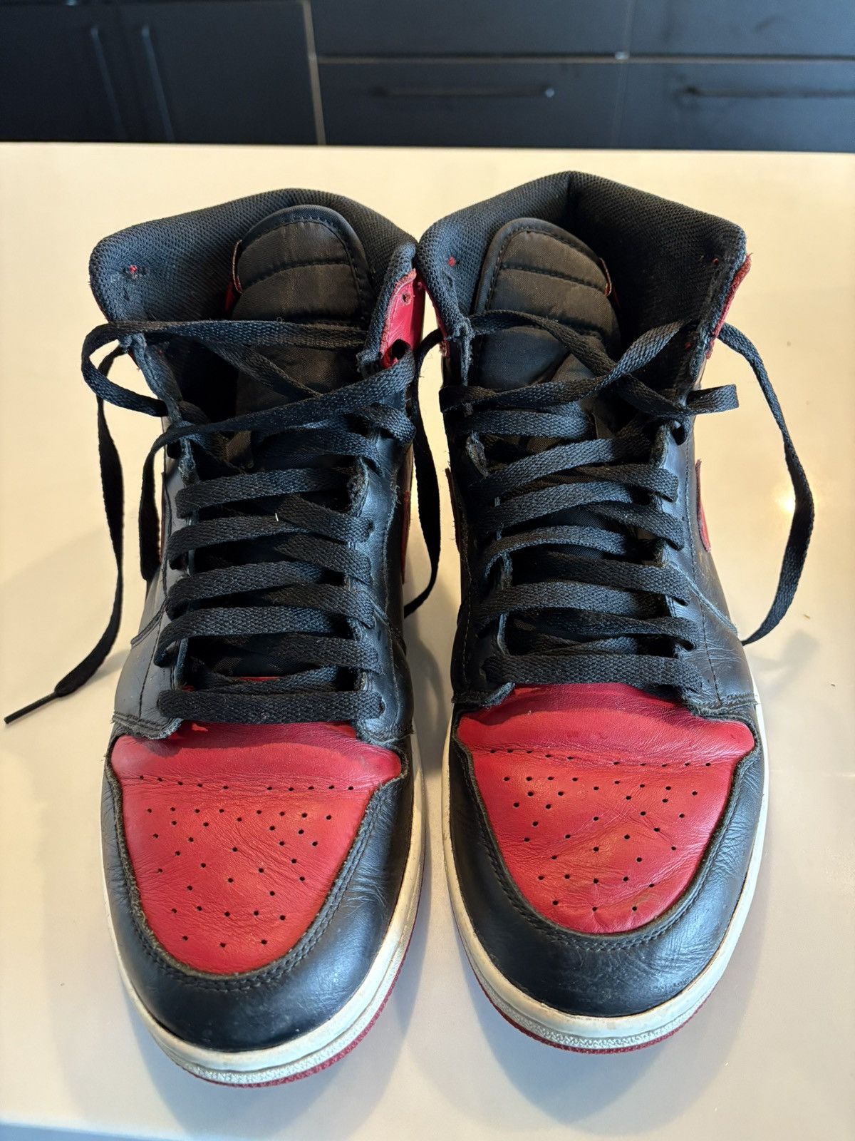 Nike Air Jordan 1 Retro OG Bred Size US 10 / EU 43 - 1 Thumbnail