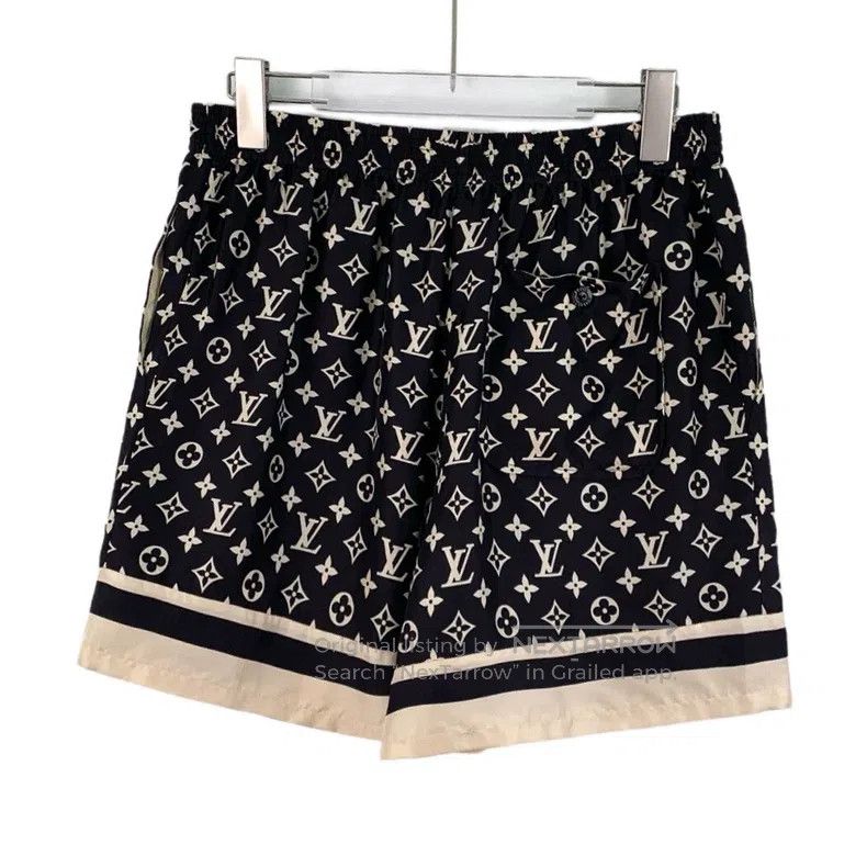 Louis Vuitton Louis Vuitton 22 black logo print full print mulberry silk Size US 40 / EU 56 - 2 Thumbnail