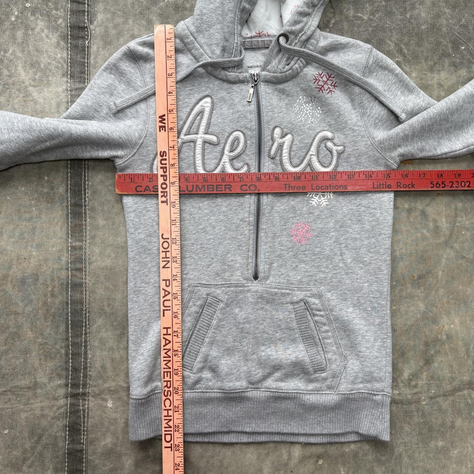 Aeropostale Vintage Y2K Aeropostale Snowflakes Rhinestone 1/2 Zip Hoodie Size S / US 4 / IT 40 - 4 Thumbnail