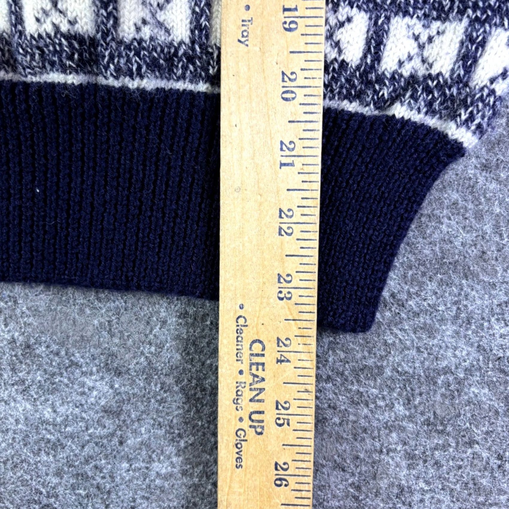 Vintage VINTAGE Peterborough Row Sweater Navy Red 100% Wool Fair Isle Mock Neck Long Sleeve Pullover Mens S 90s Clothing Size US S / EU 44-46 / 1 - 5 Thumbnail