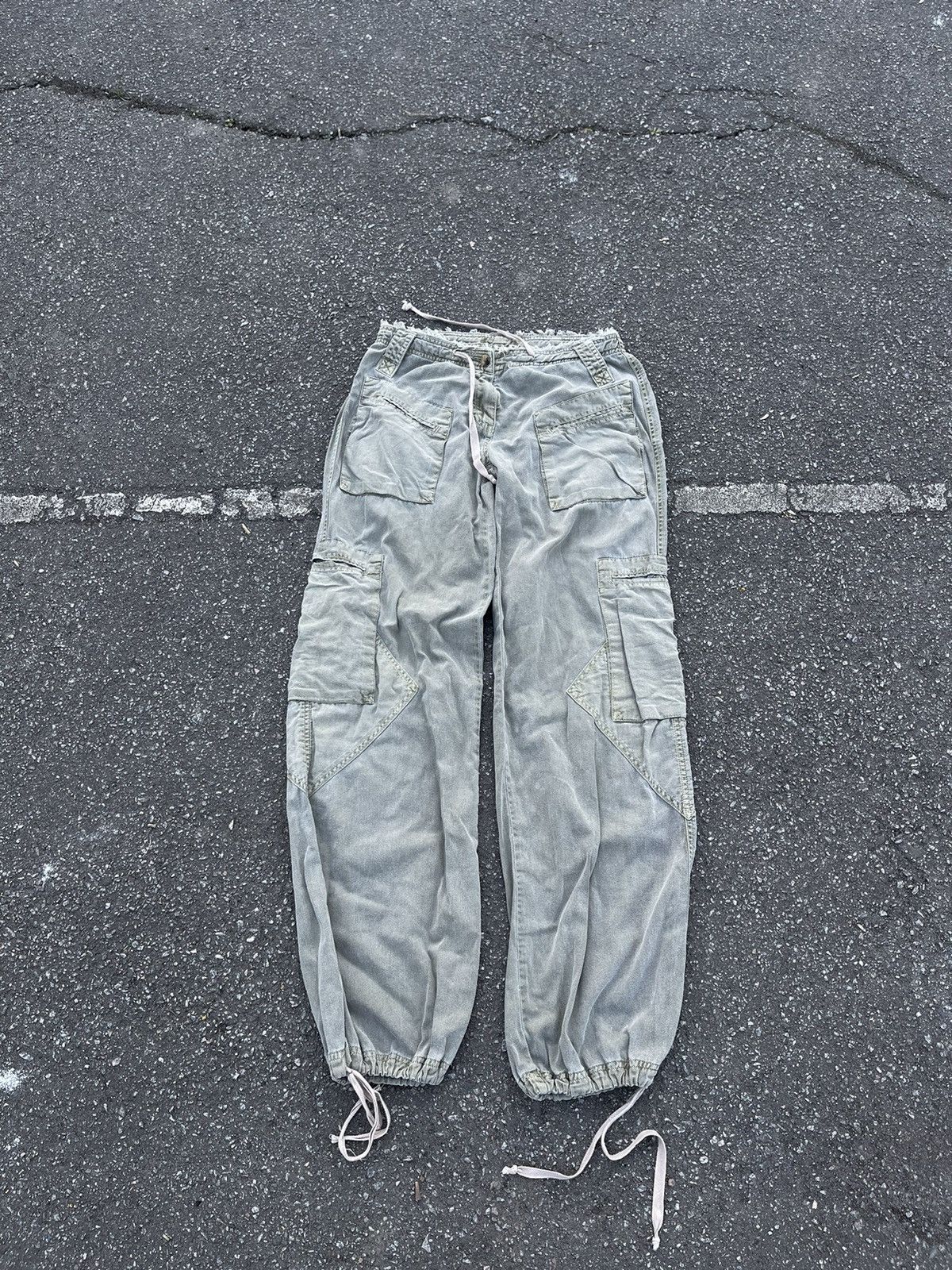 Archive 00s Japanese Style Distressed Cargo Pants