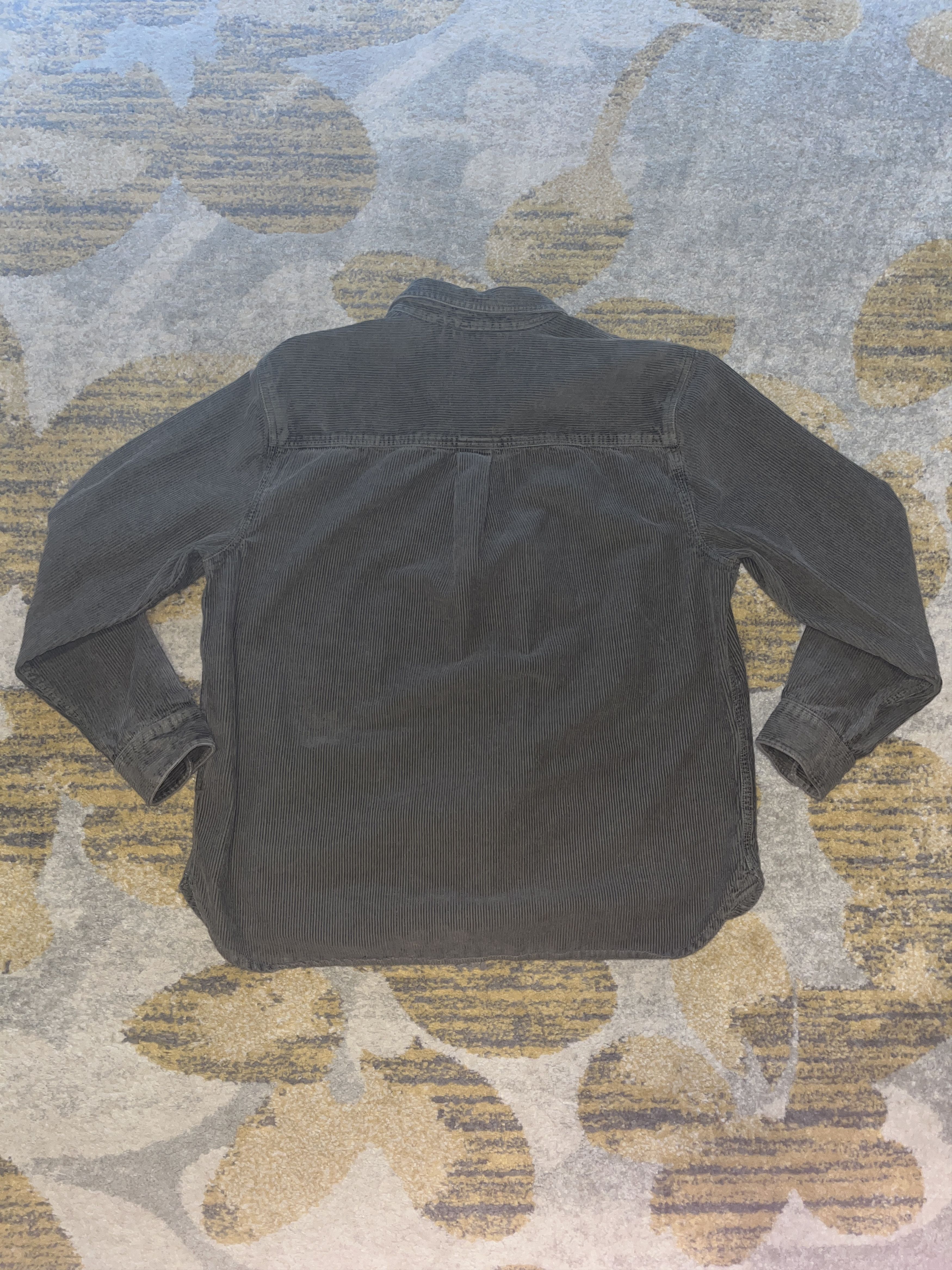 Urban Outfitters Urban Outfitters Olive Green Big Corduroy Work Shirt Medium Size US M / EU 48-50 / 2 - 8 Thumbnail