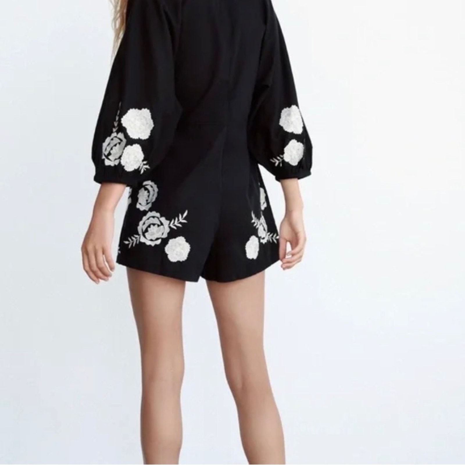Zara Zara Black Embroidered Romper XS Size 26" / US 2 / IT 38 - 5 Thumbnail