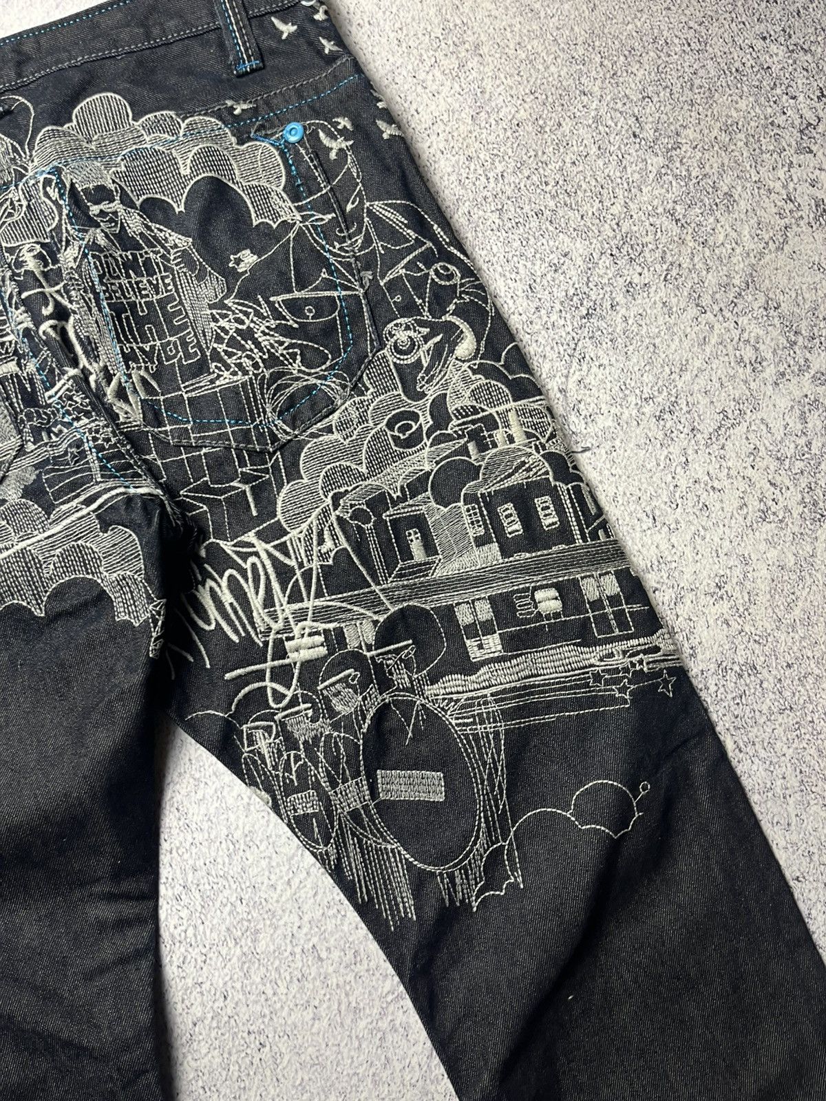 Japanese Brand 0Os VINTAGE Avant Garde Big logo Japanese Baggy Pants Y2K Size US 33 - 11 Thumbnail