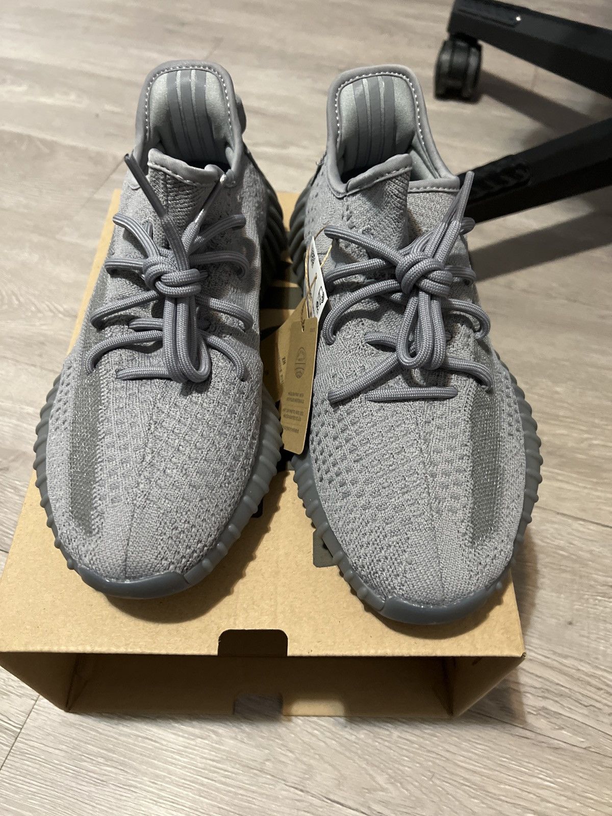 Yeezy Yeezy Boost 350 v2 Steel Grey Size US 8.5 / EU 41-42 - 5 Thumbnail